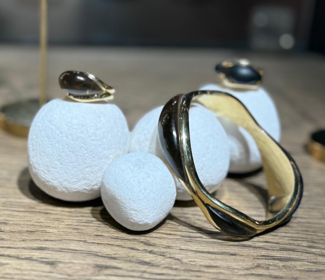 DILHAN Bracelet su éthique en or jaune 18 carats, quartz fumé Unisexe en vente