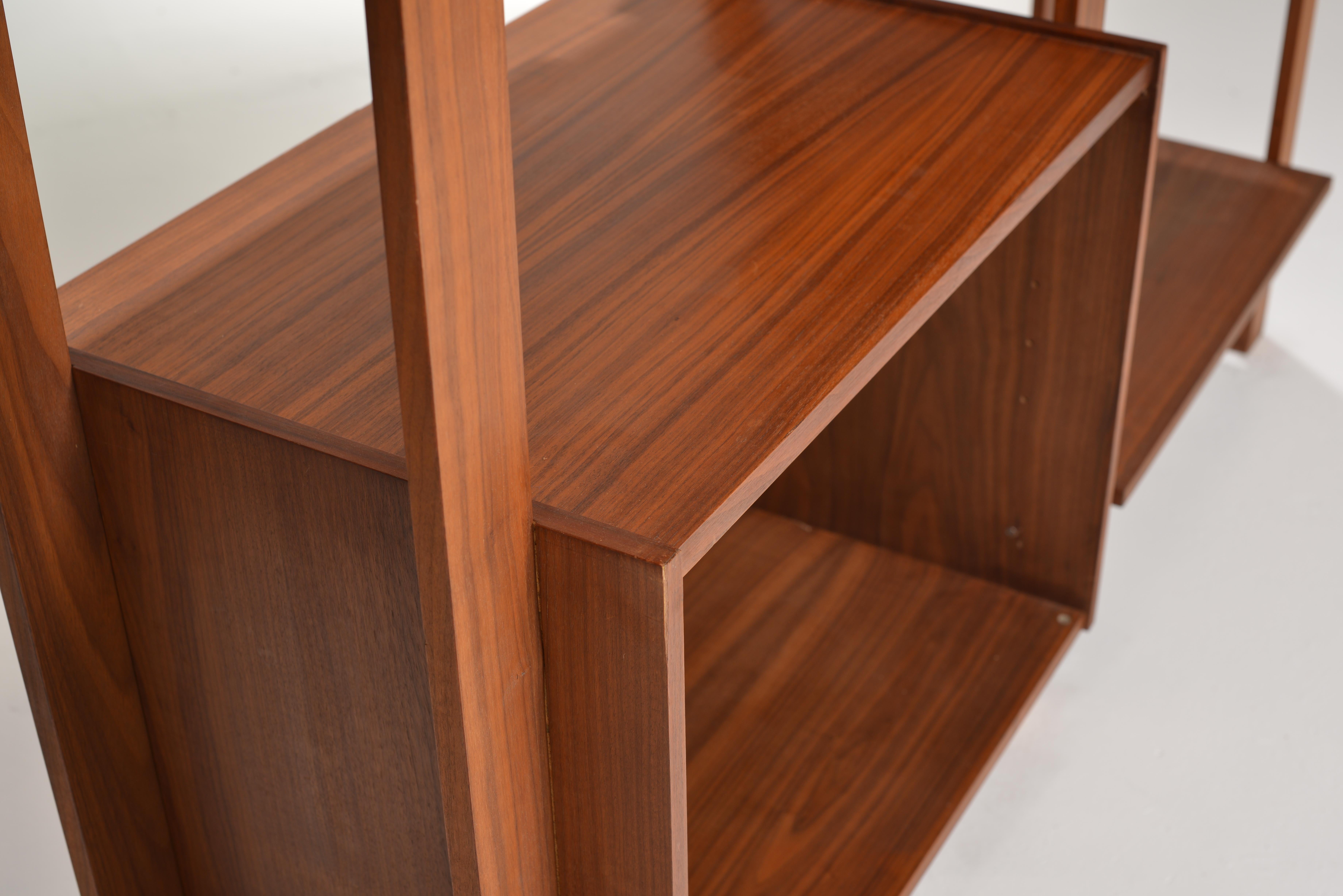 Late 20th Century Dillingham Free-Standing Walnut Wall Unit