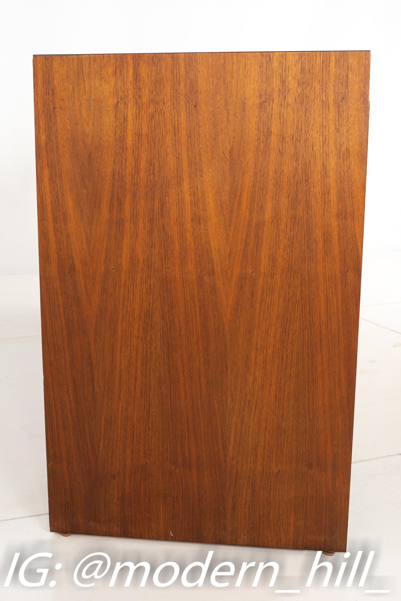 Dillingham Midcentury Pecky Cypress and Walnut Sideboard Credenza Buffet 1