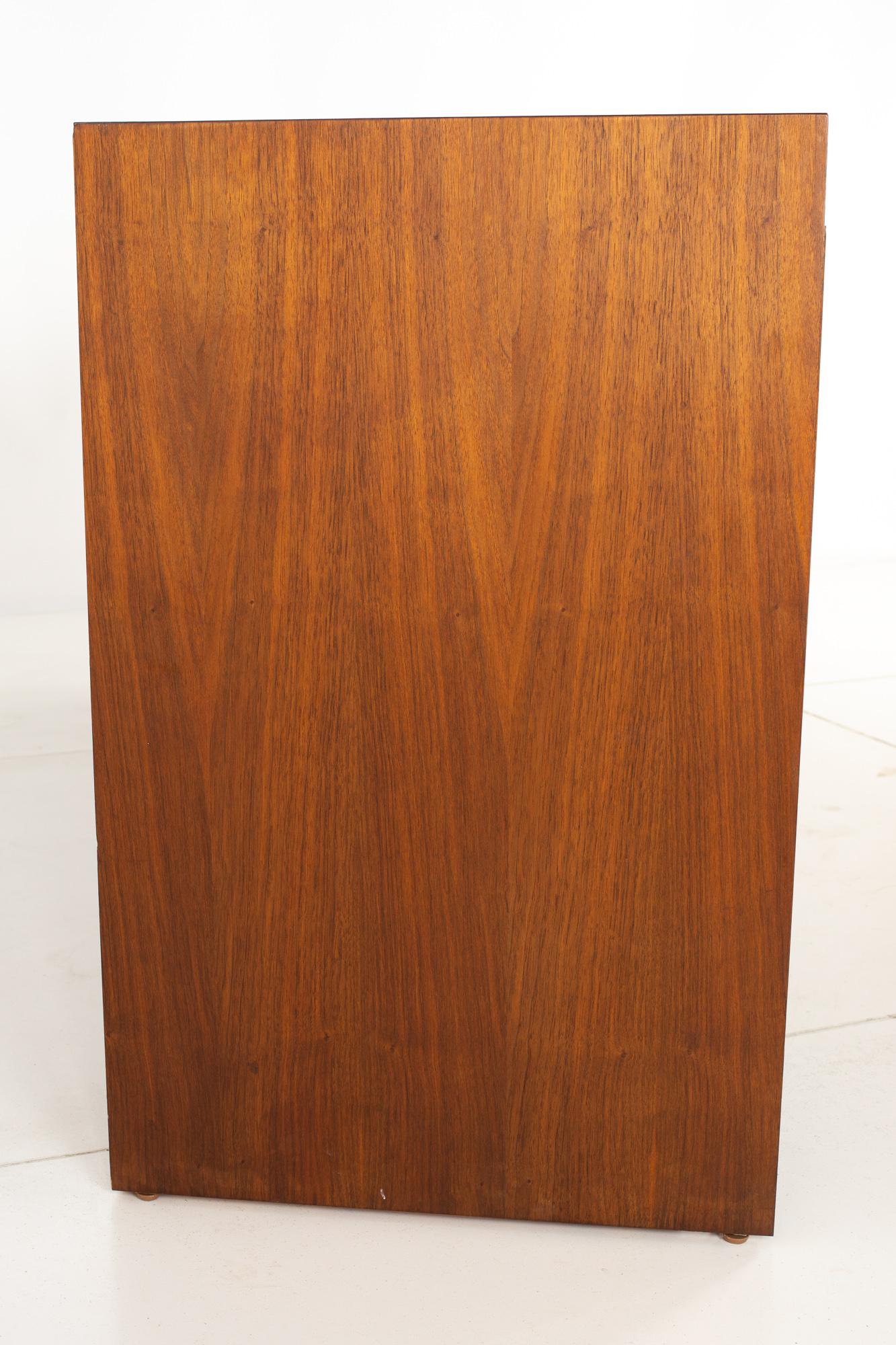 Dillingham Midcentury Pecky Cypress and Walnut Sideboard Credenza Buffet 2