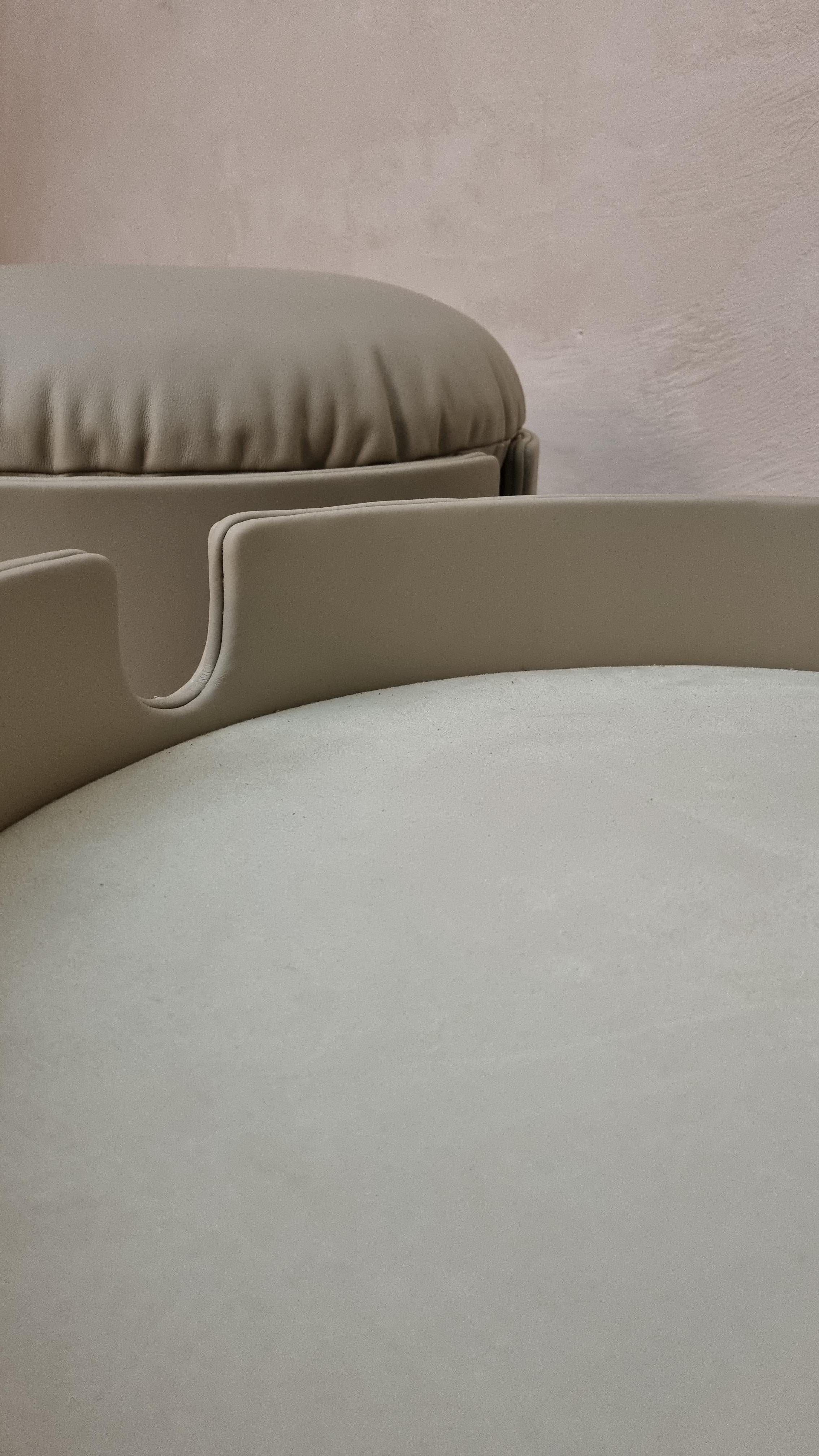 Dilly Dally Poufs entworfen von Luigi Massoni für Poltrona Frau 1968 1