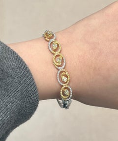 Bracciale Champagne Pear Diamond and Pavé di Dilys', oro bianco 18 carati