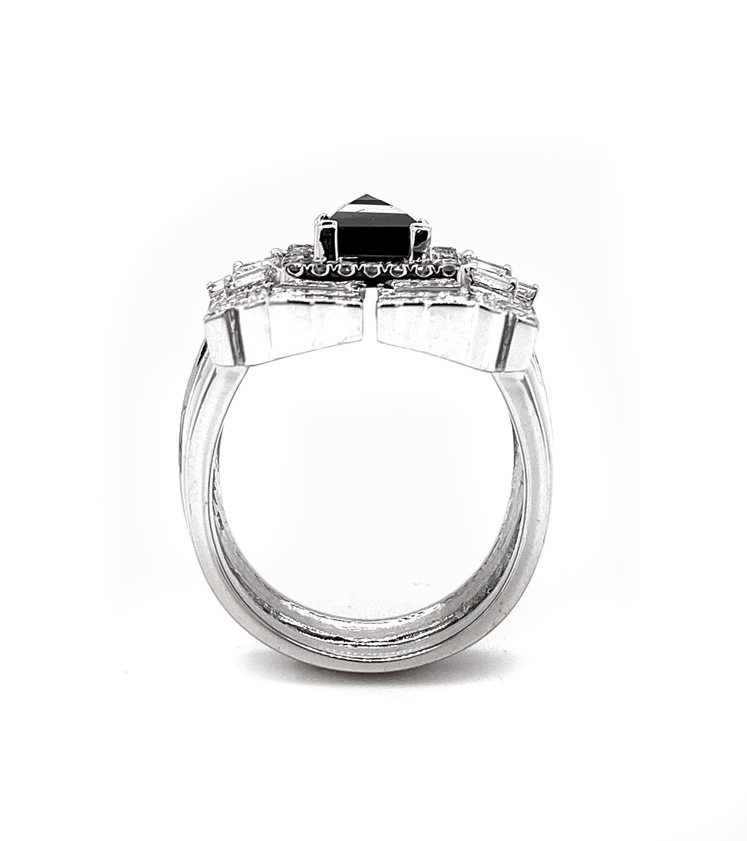 Art Deco Dilys' Dragon Motif Black Diamond Ring in 18 Karat Gold For Sale