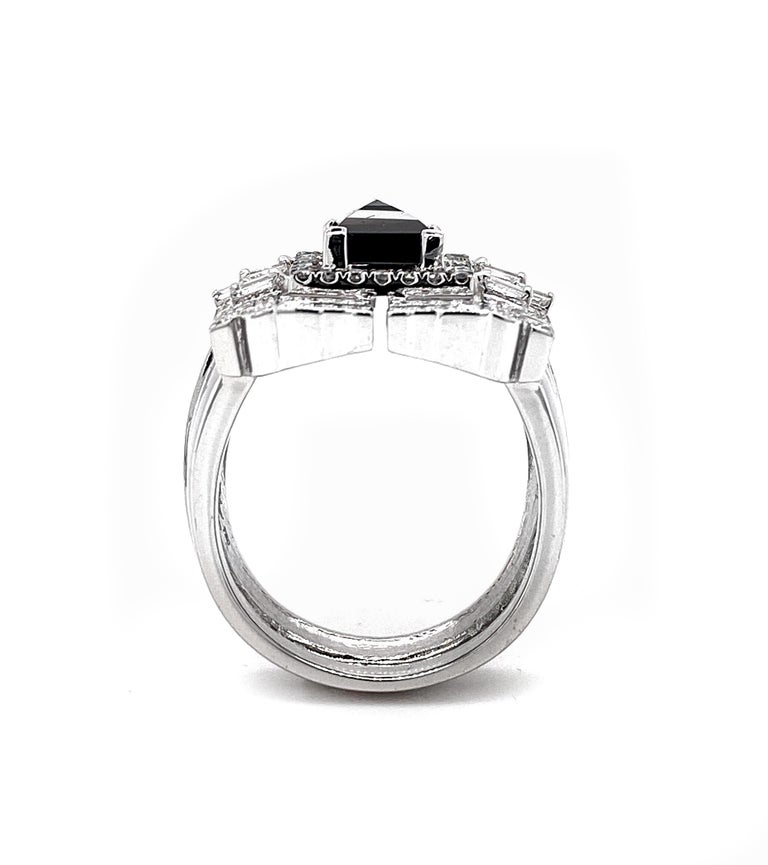 Mixed Cut Dilys' Dragon Motif Black Diamond Ring in 18 Karat Gold For Sale