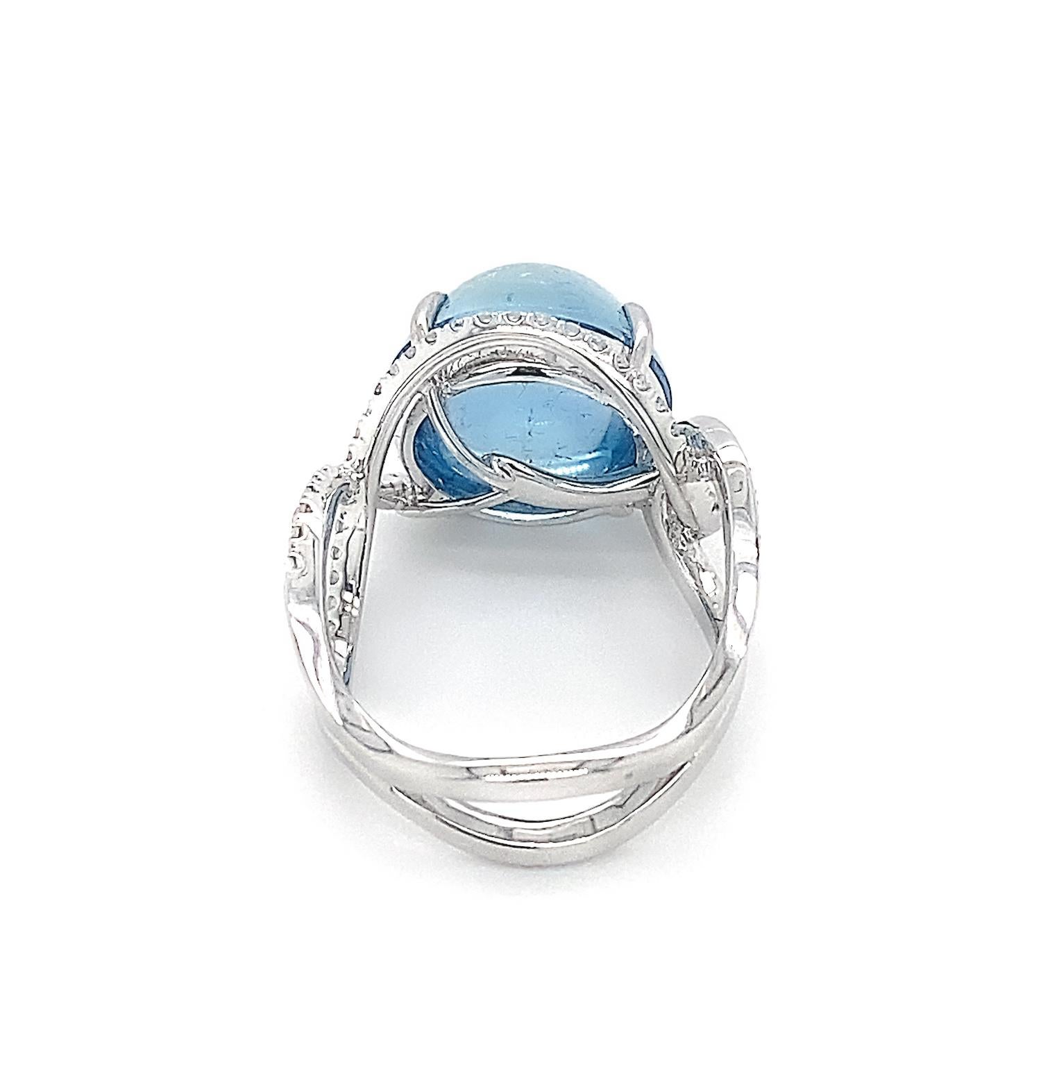 Mixed Cut Dilys' Gem-Grade Aquamarine & Diamond Ring in 18K Gold For Sale
