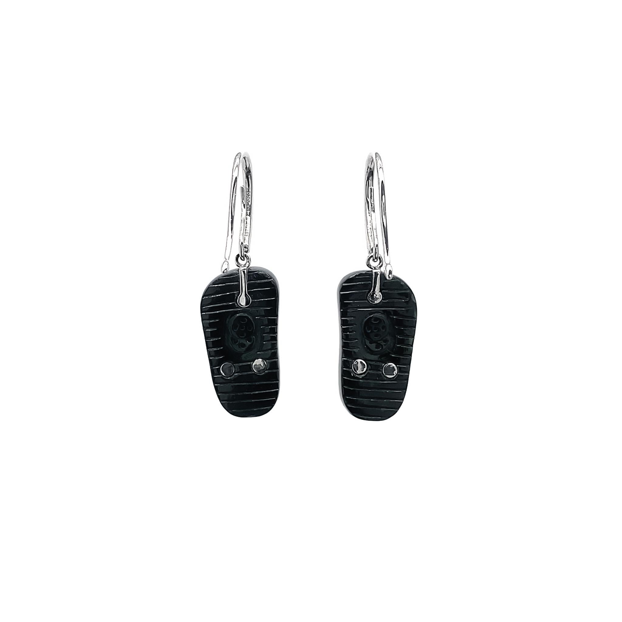 Round Cut Dilys' Objet d'Art Black Jade Flipflop Earrings in 18K White Gold For Sale