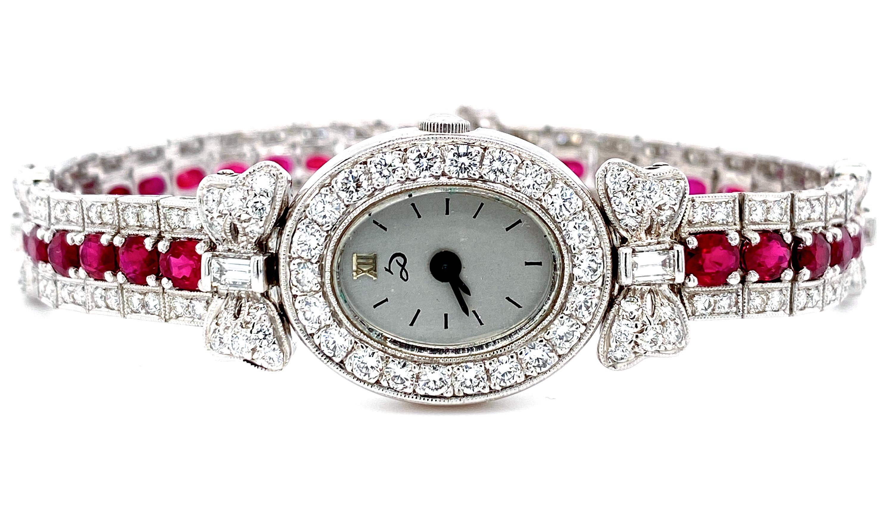 Schweizer Quarz-Uhr mit Rubin und Diamant aus 18 Karat Weißgold (Brillantschliff) im Angebot