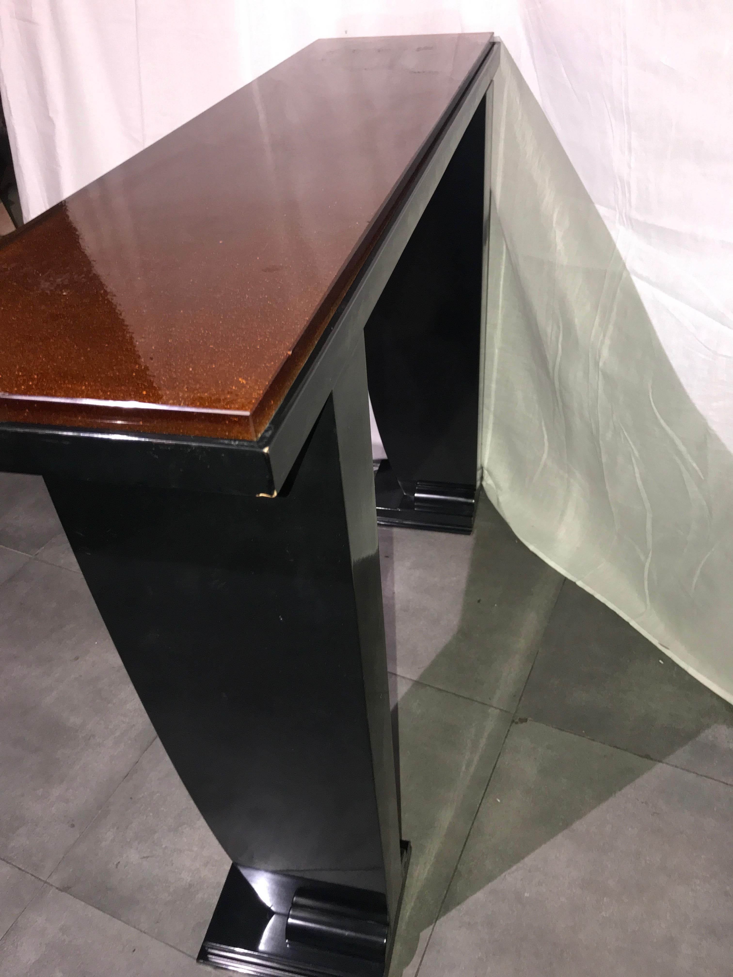 French DIM Black Lacquer Wood Console, Saint Gobain Amber Glass Slab Top, France, 1930 For Sale