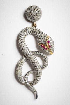 Pendientes colgantes de serpiente de dimaón y rubí