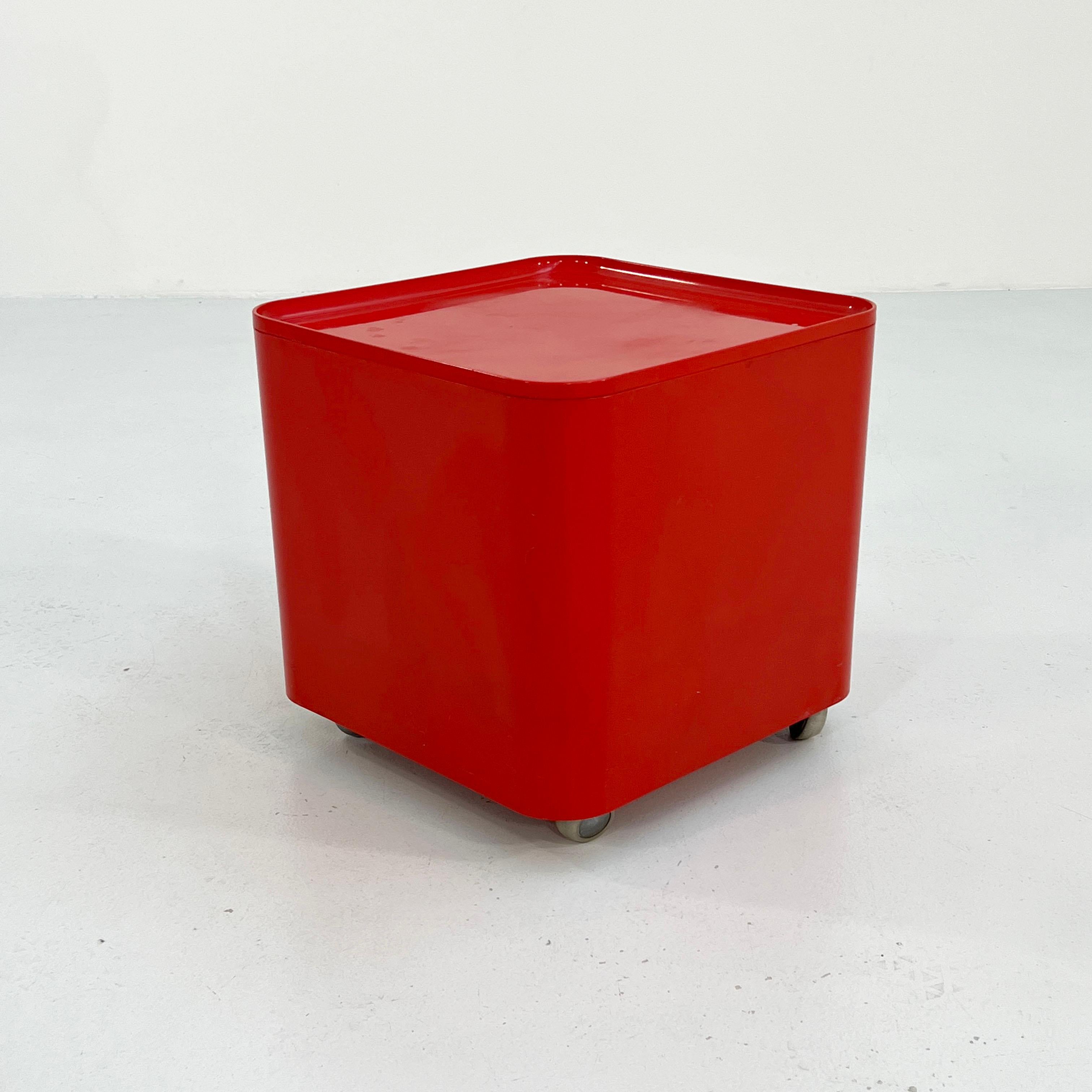 Dime side table/trolley on wheels by Marcello Siard for Longato, 1970s
2 pieces available - Price is per piece
Designer - Marcello Siard 
Producer - Longato
Model - Dime Trolley / Side Table
Design Period - Seventies
Measurements - Width 40 cm
