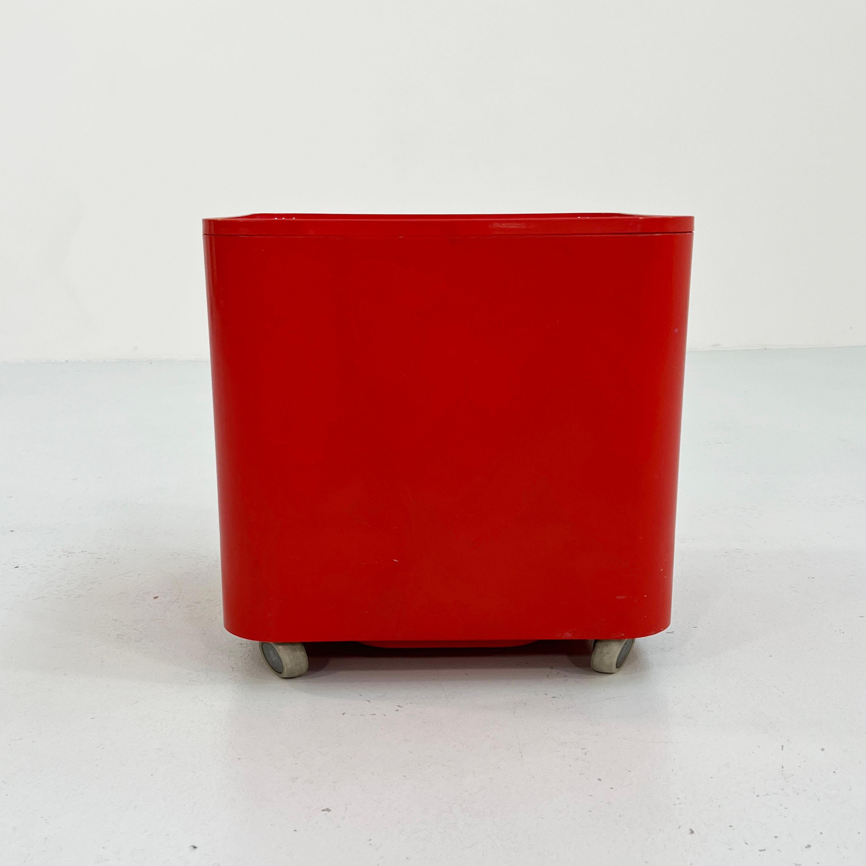 Italian Dime Side Table/Trolley on Wheels by Marcello Siard for Longato, 1970s