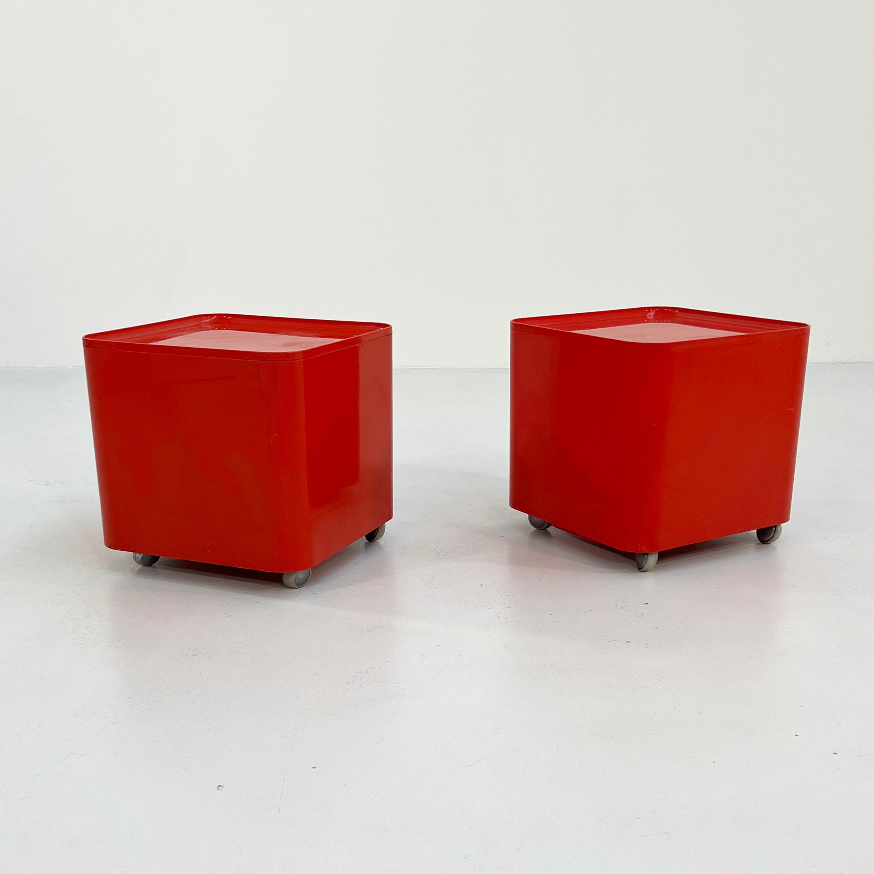Late 20th Century Dime Side Table/Trolley on Wheels by Marcello Siard for Longato, 1970s