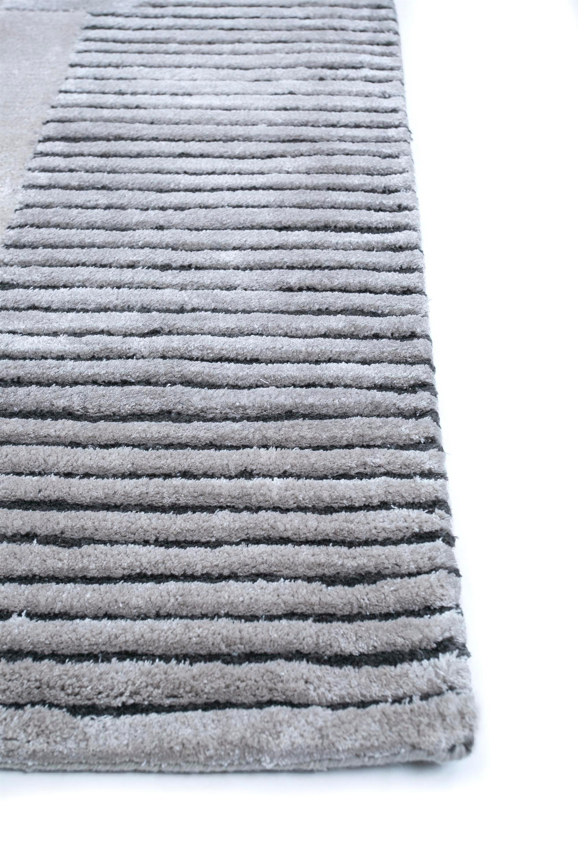 Modern Dimensional Delight Ashwood & Antique White 160X243 cm Hand Tufted Rug For Sale