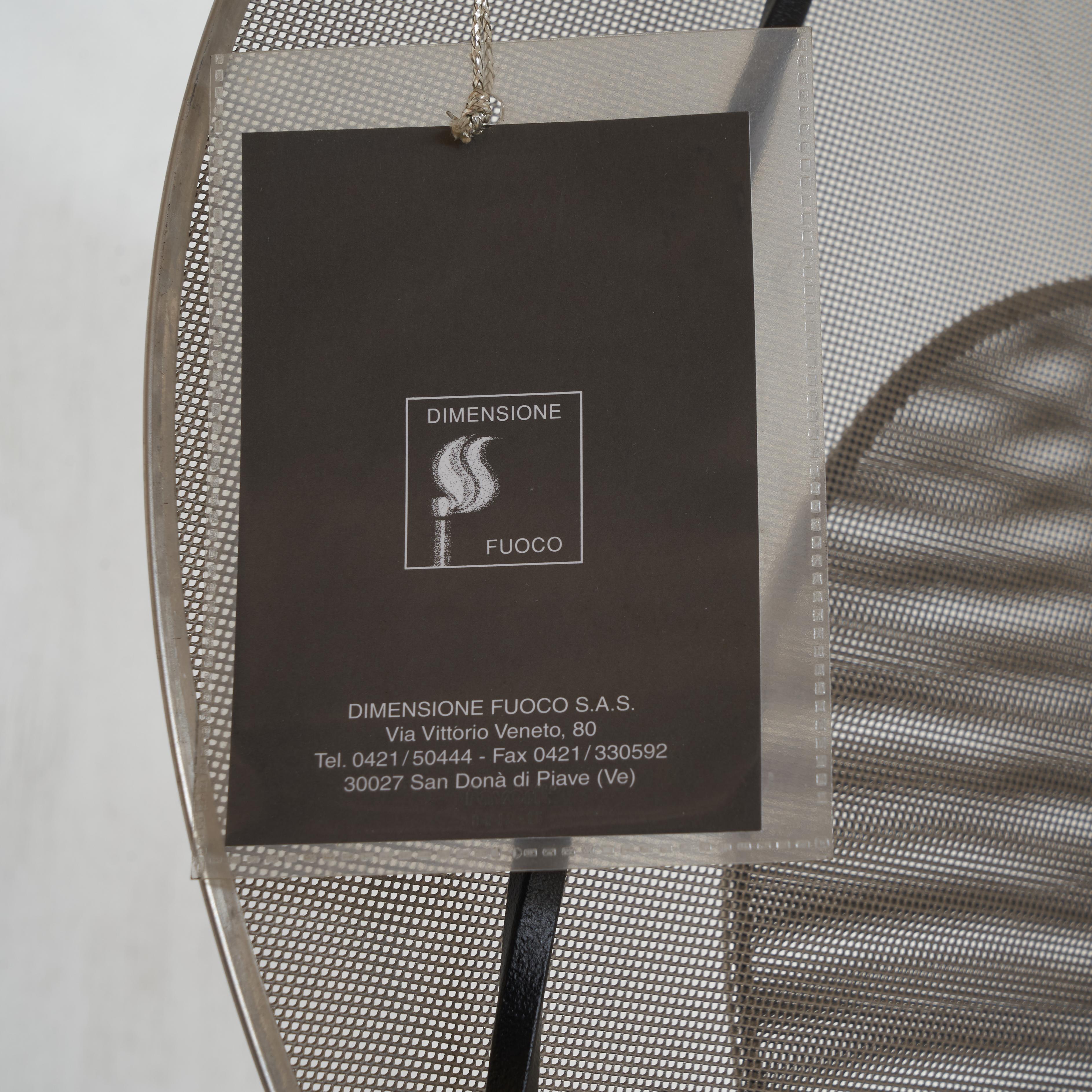 Dimensione Fuoco Set of Scarpa Leather Log Basket & Riccardo Dalisi Fire Screen 4