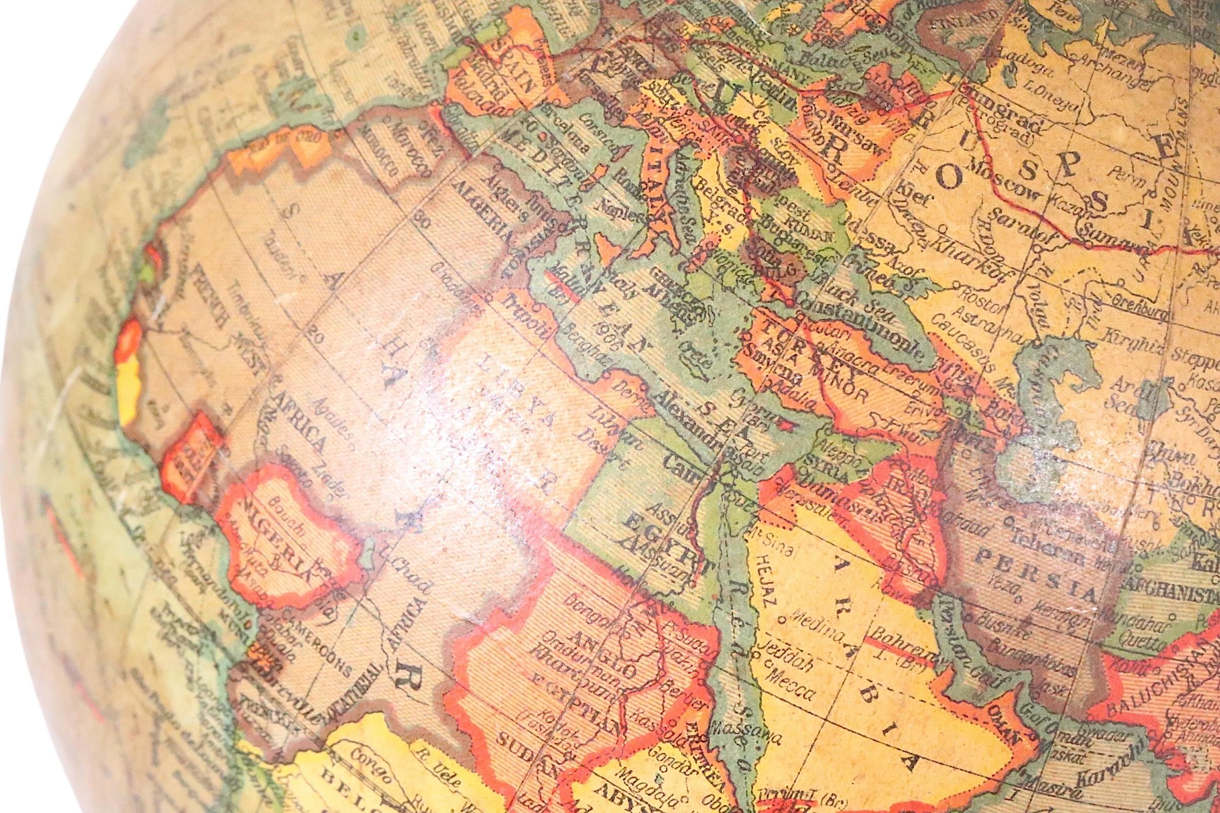 Globo terráqueo diminuto del siglo XIX sobre soporte de Rand McNally en venta 3