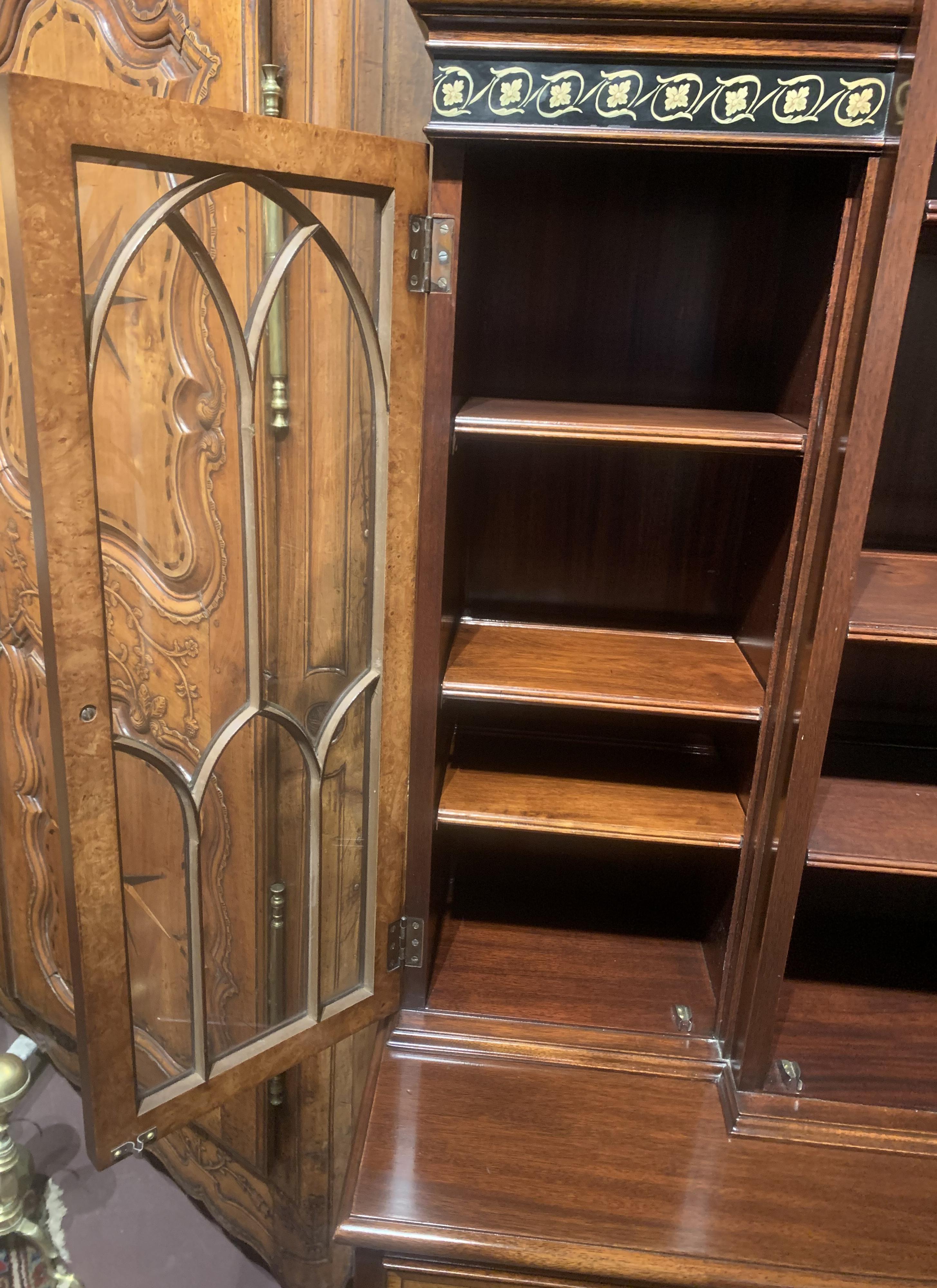 Diminutive Adam Style Breakfront Bookcase or China Cabinet by F&G Furniture Co In Good Condition In Milford, NH
