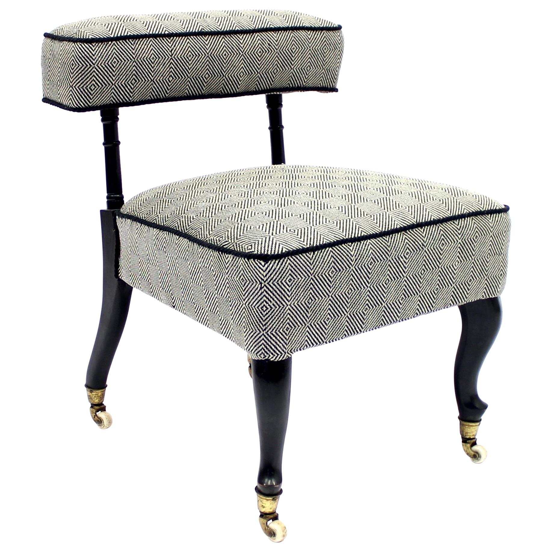 Chaise pantoufle ancienne sur roulettes, fin du 19ème siècle en vente