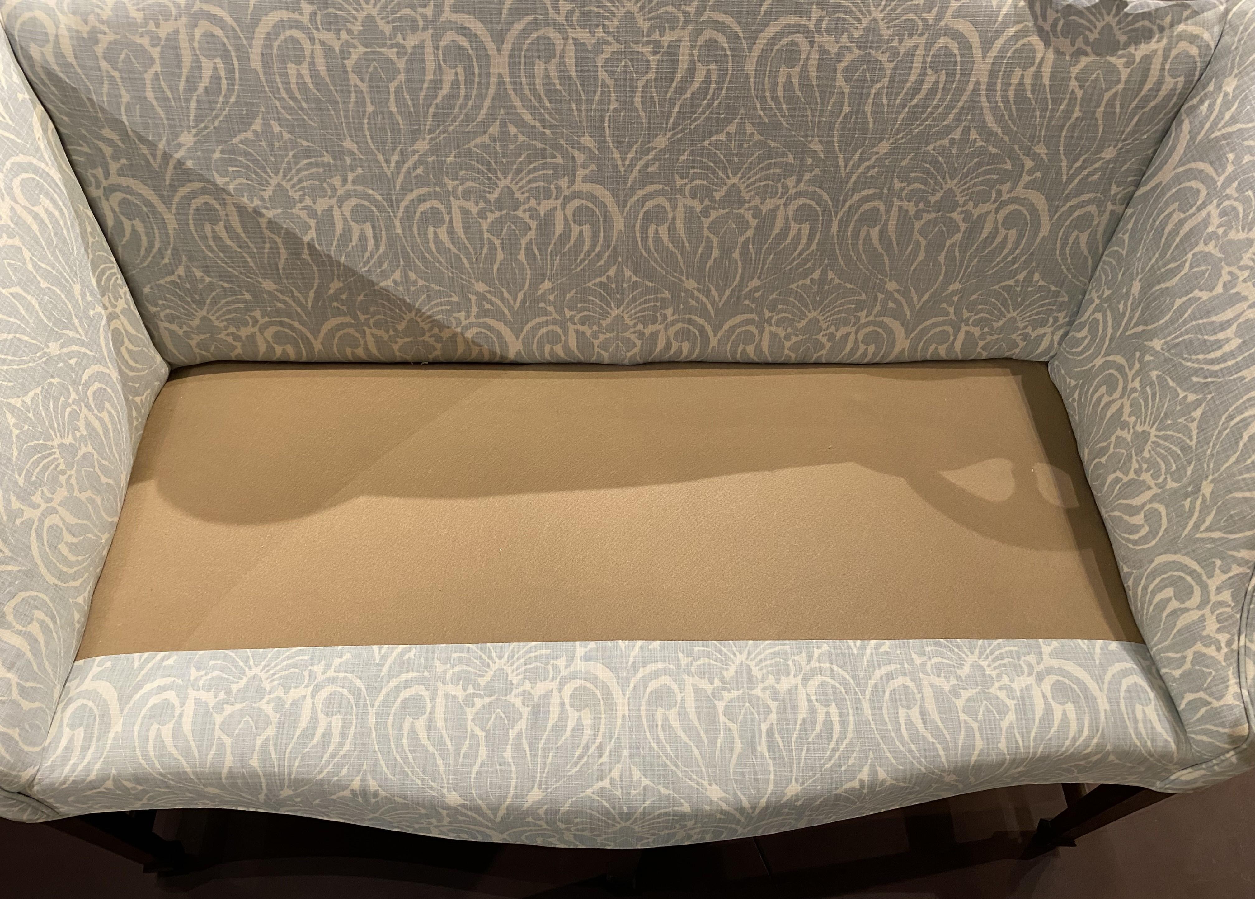 Diminutive Chippendale Style Mahogany Settee by Jeffrey Greene, Newport RI 1