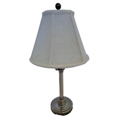 Petite lampe de bureau chromée de style classique