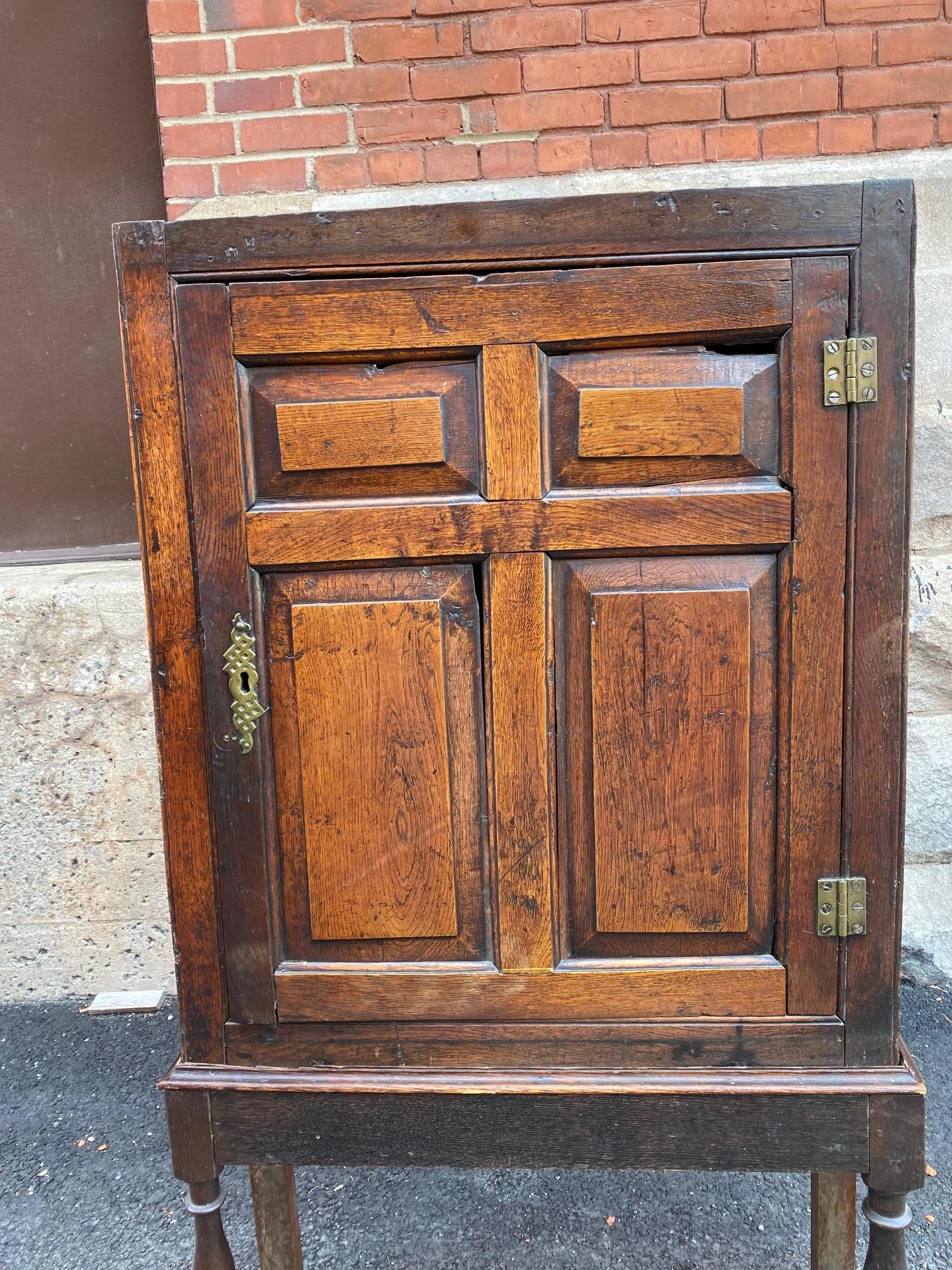 Diminutive English 18th Oak Cupboard on Stand For Sale 1