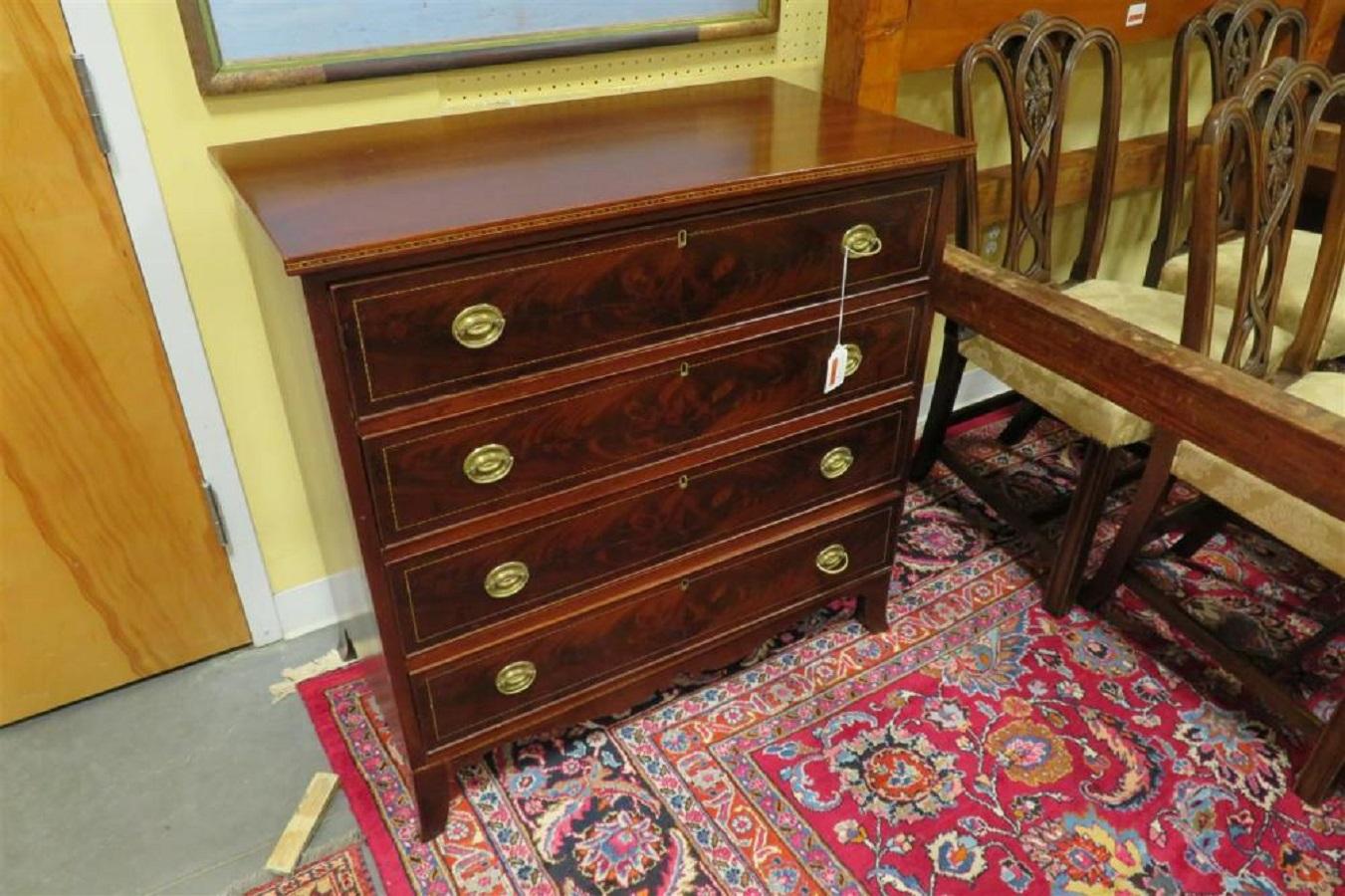 Diminutive Federal Inlaid Mahogany Chest of Drawers, First Quarter 19th Century  For Sale 1