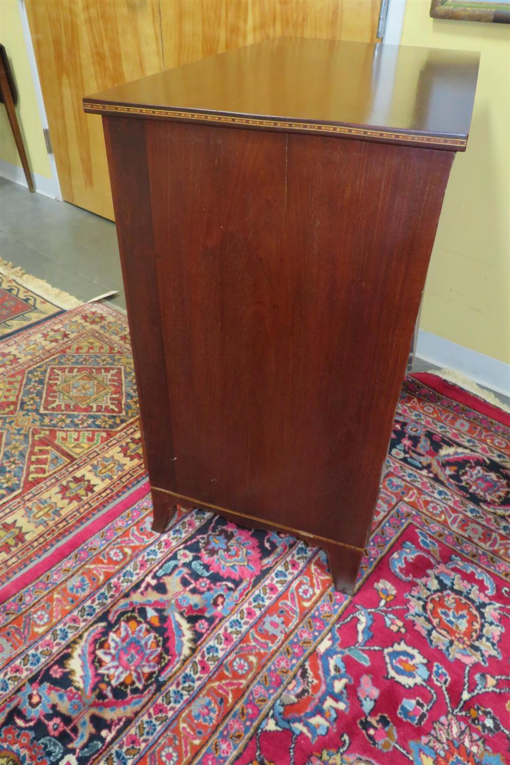 Diminutive Federal Inlaid Mahogany Chest of Drawers, First Quarter 19th Century  For Sale 4