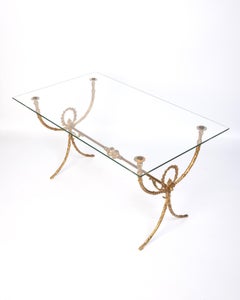 Diminutiv Französisch 1950's Maison Jansen Stil vergoldetes Metall und Glas Couchtisch