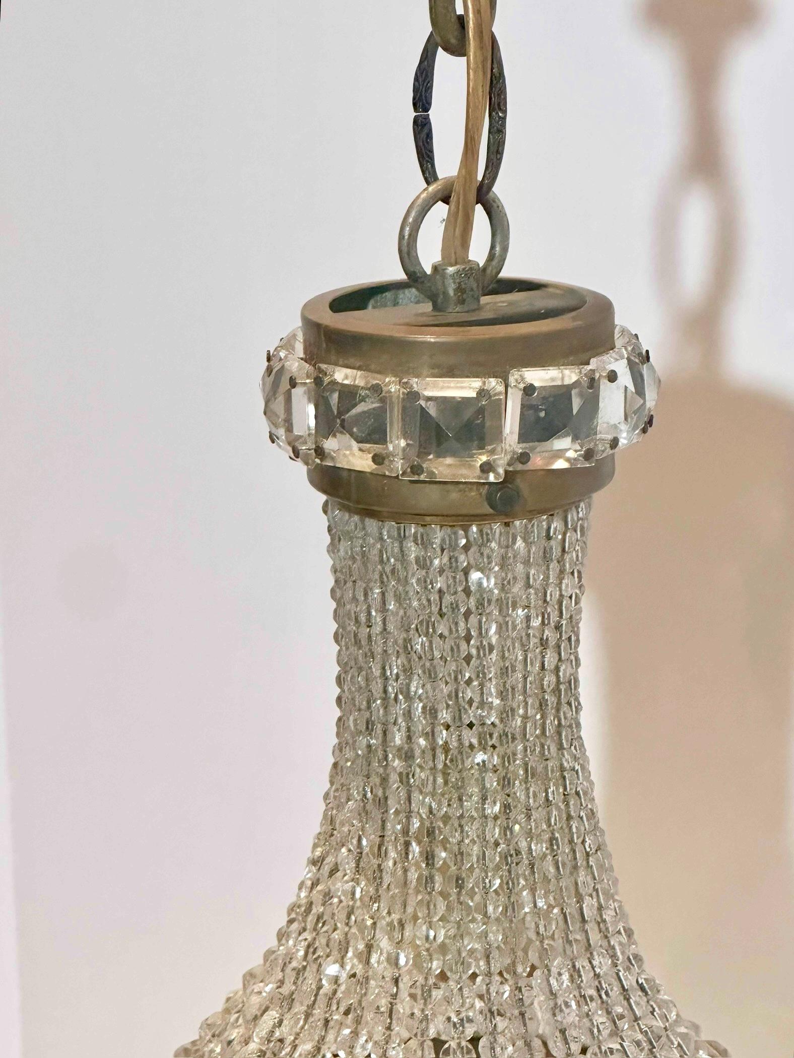 Diminutivo lampadario francese in vendita 4