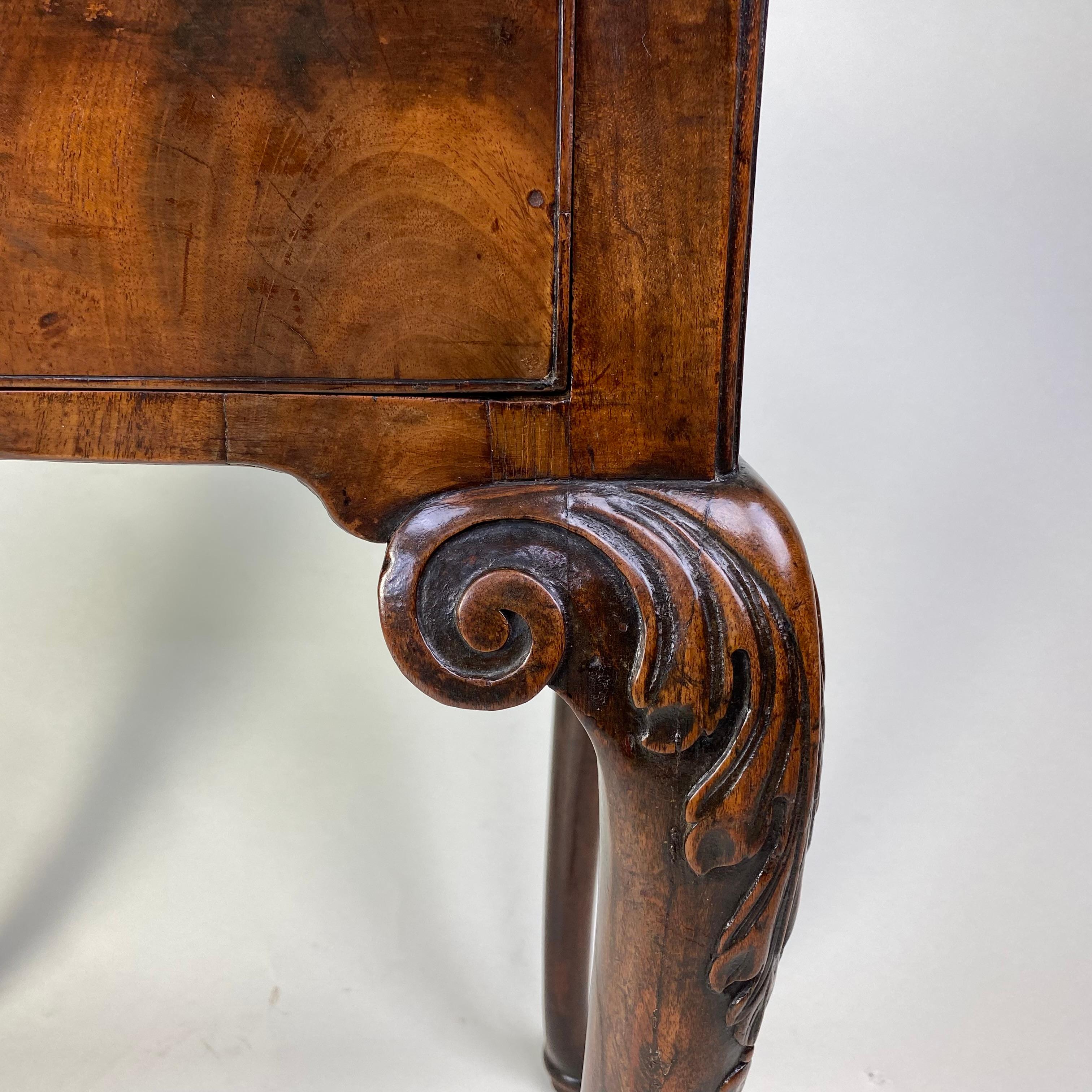 English Diminutive George II period Cabriole leg Side Table For Sale