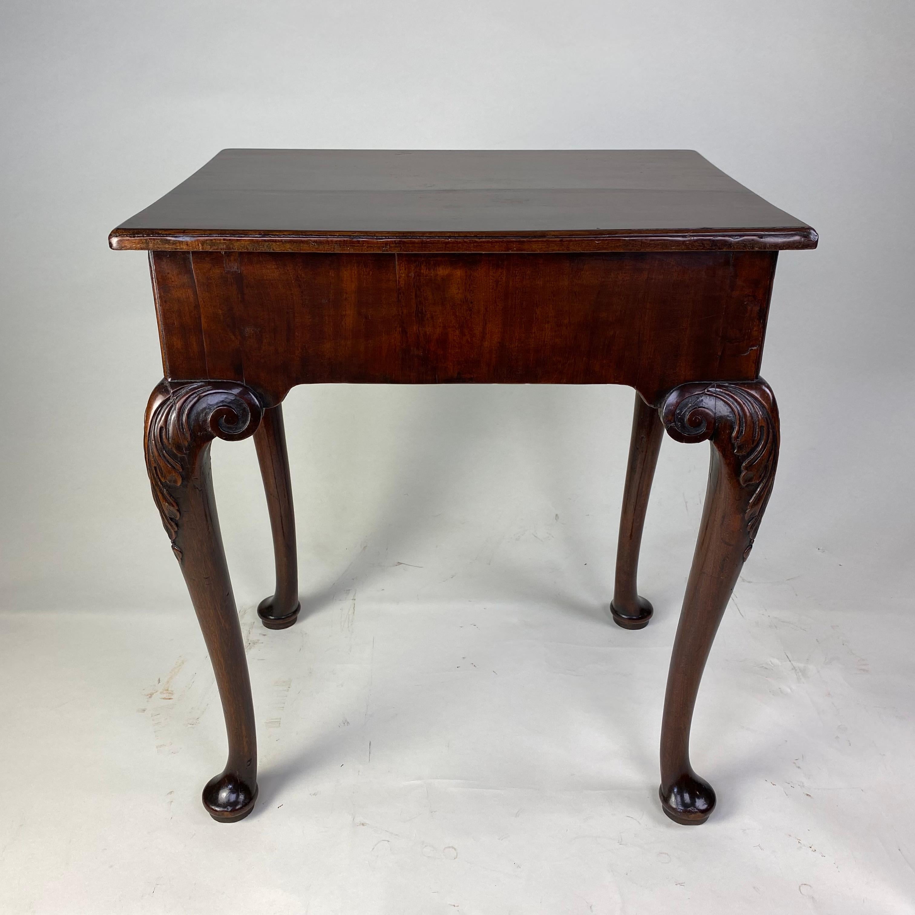 18th Century Diminutive George II period Cabriole leg Side Table For Sale