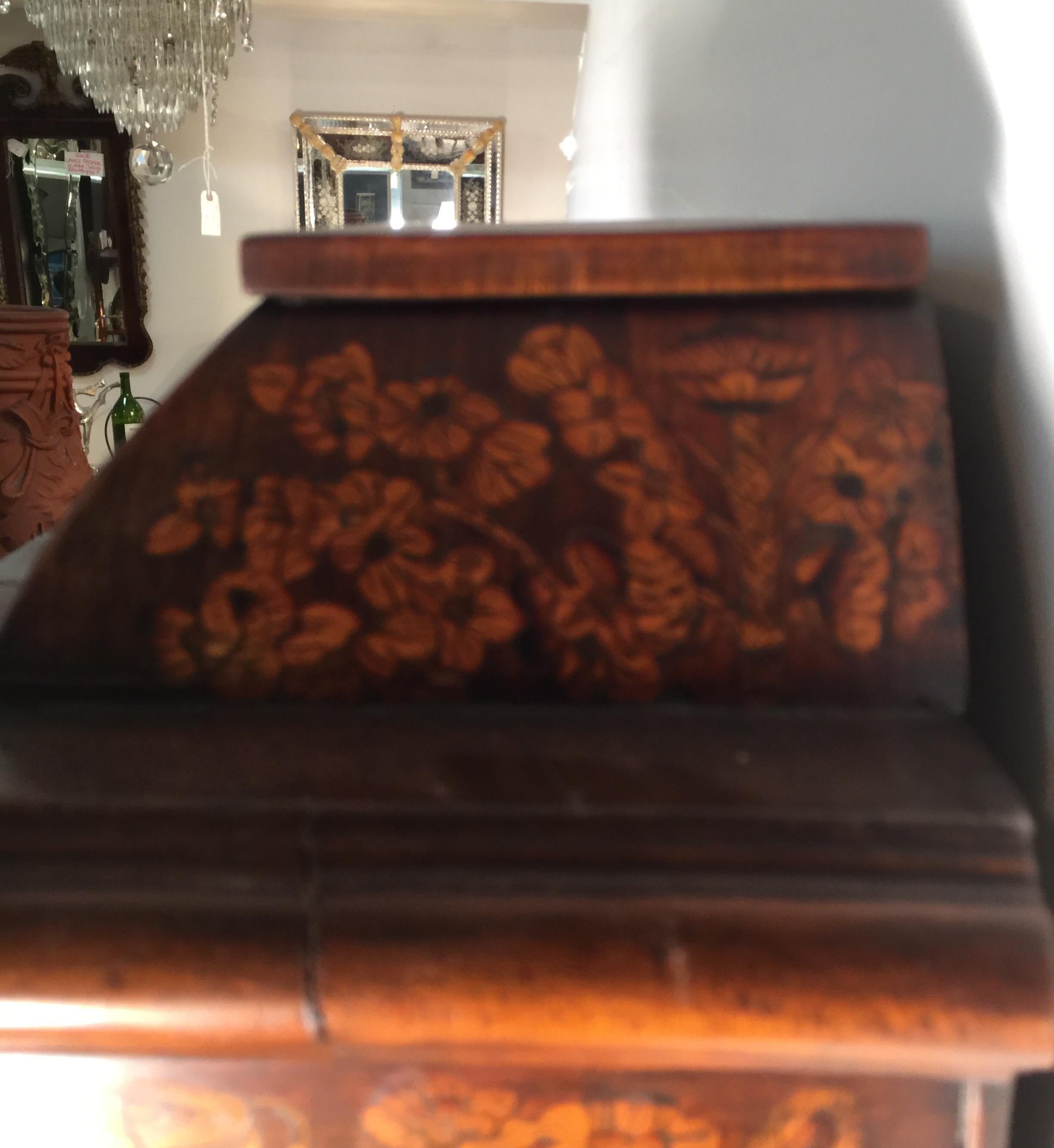 Diminutive Inlaid Burl Walnut Musical Chime Grandmother Clock 9