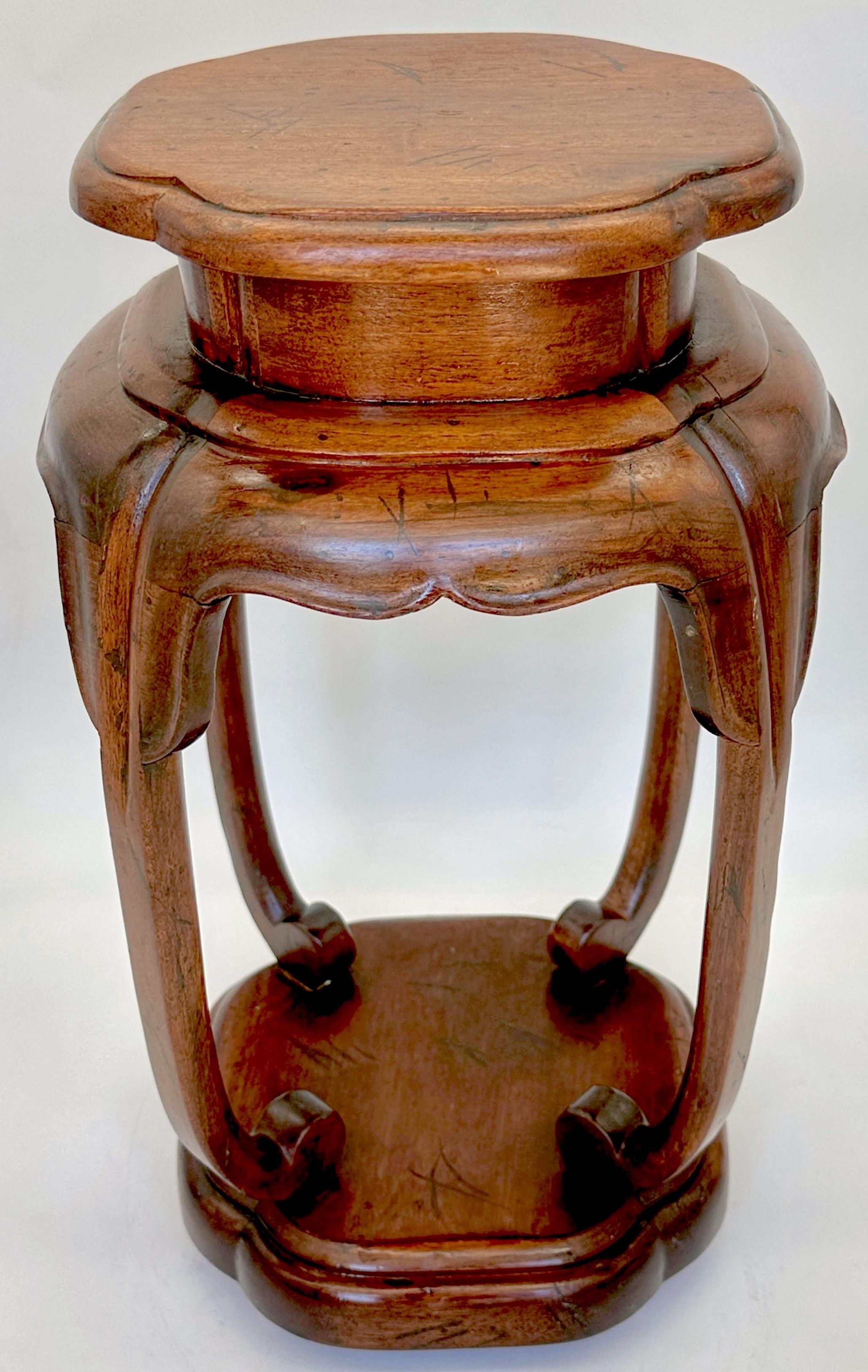 Diminutive Italian Neoclassical Carved Fruitwood Neoclassical Pedestal, C. 1960 For Sale 4