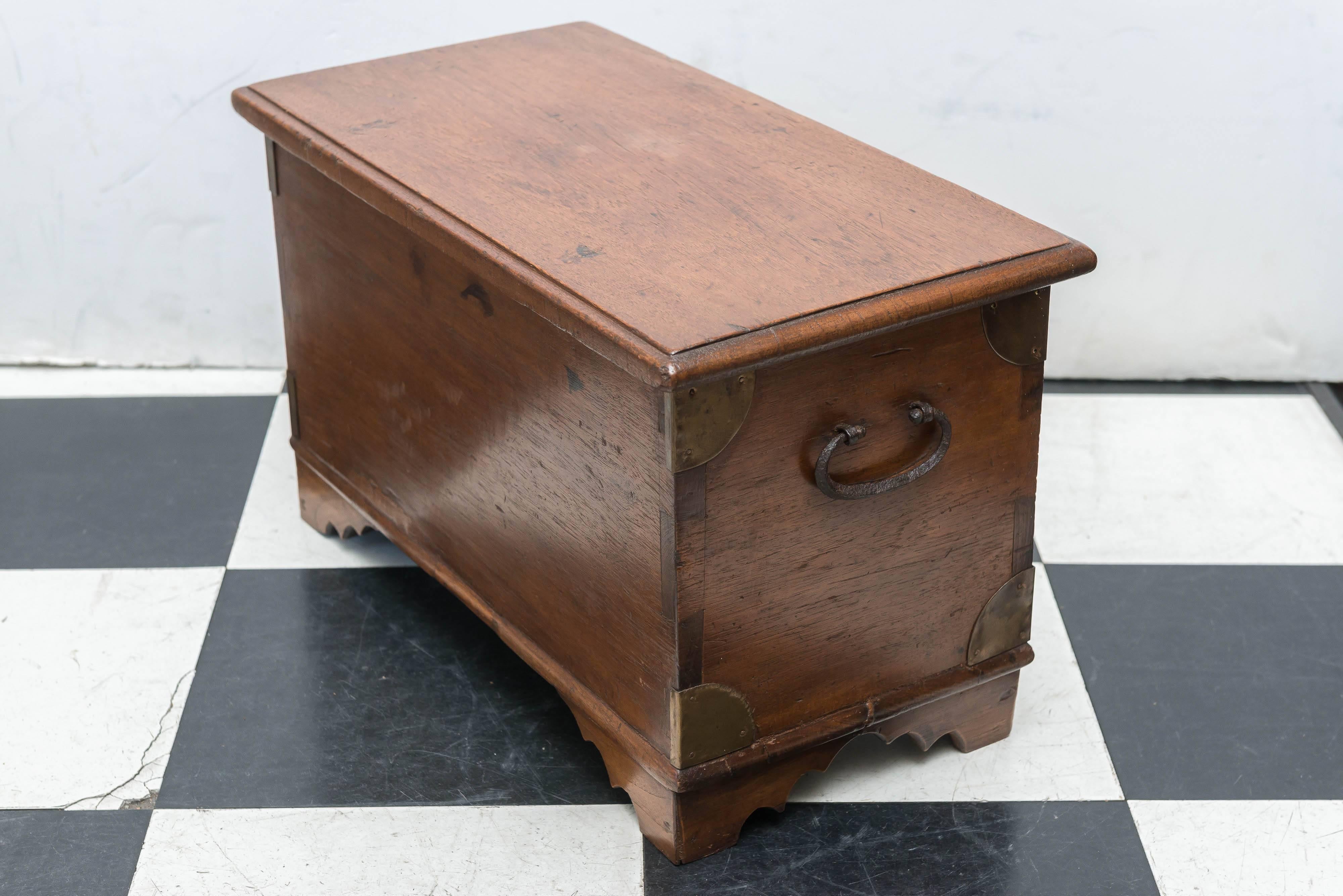 Diminutive Late 19th Century Anglo Indian Trunk Raised on Small Bracket Feet 2