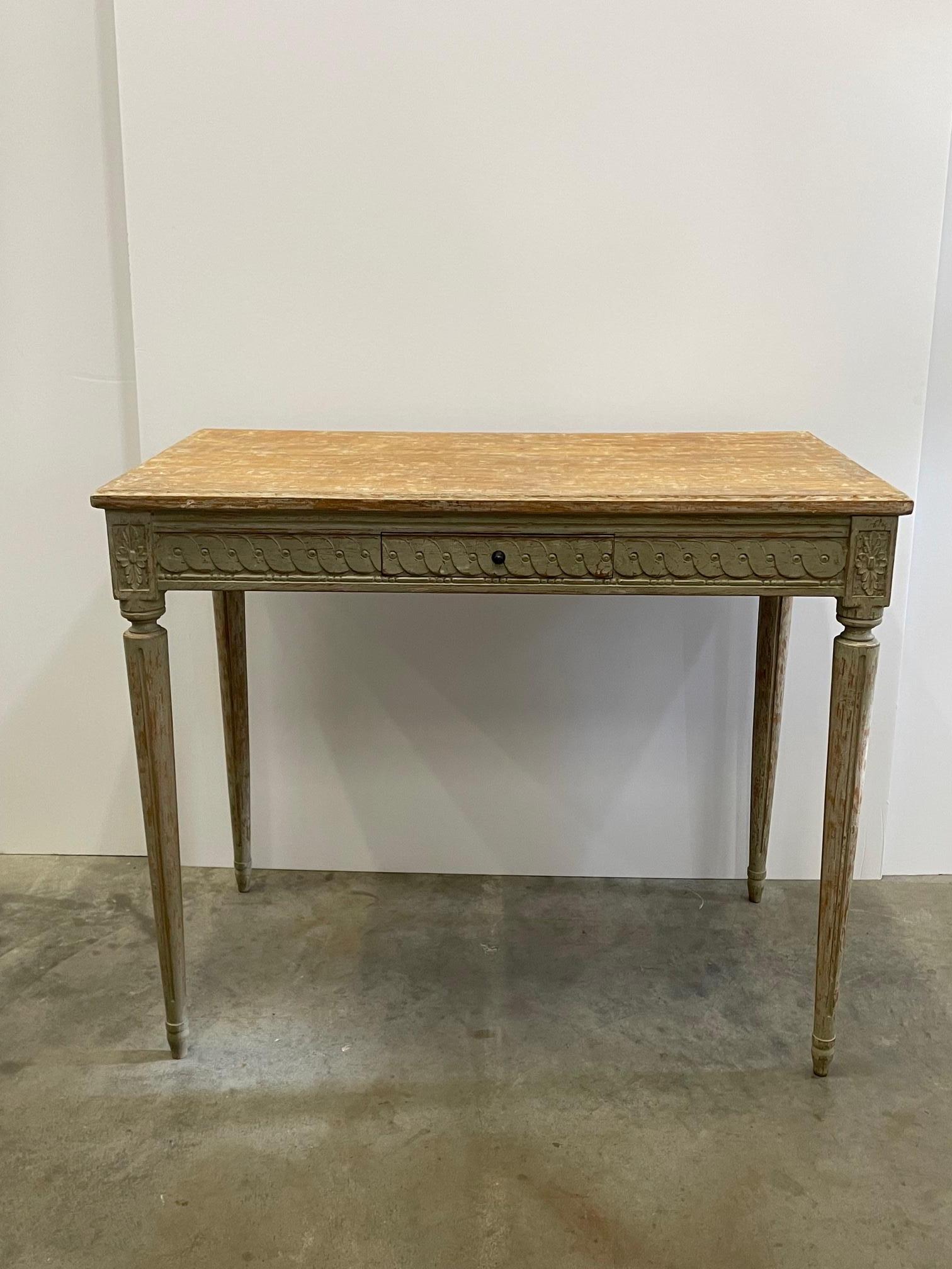 Diminutive Lovely Light Green Painted Carved English Table Writing Desk In Good Condition In Hopewell, NJ