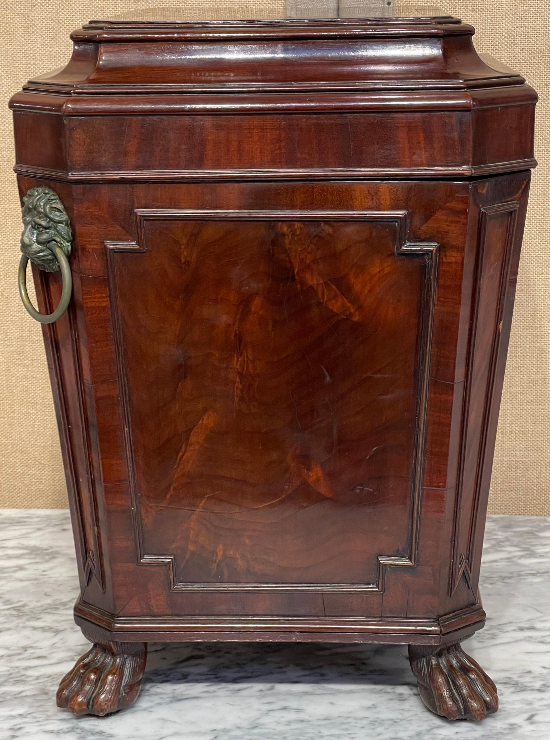 Diminutive Regency Mahogany & Brass Cellarette, Attributed to Gillows & Co. For Sale 11