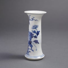 Diminutively scaled Chinese blue & white porcelain vase, c. 1680