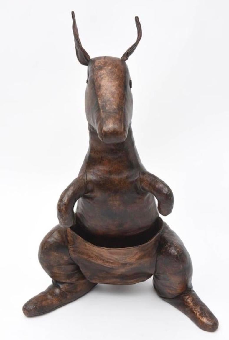 Omersa Kangaroo - 4 For Sale on 1stDibs | kangaroos for sale