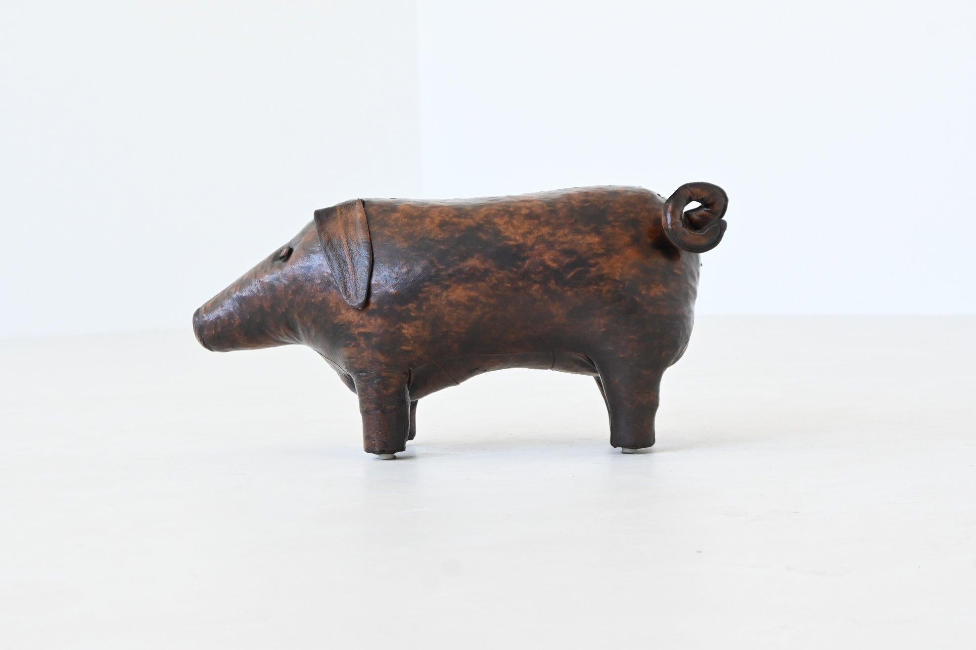 Dimitri Omersa cerdo en piel Abercrombie & Fitch Reino Unido 1960 mediados del siglo XX en venta