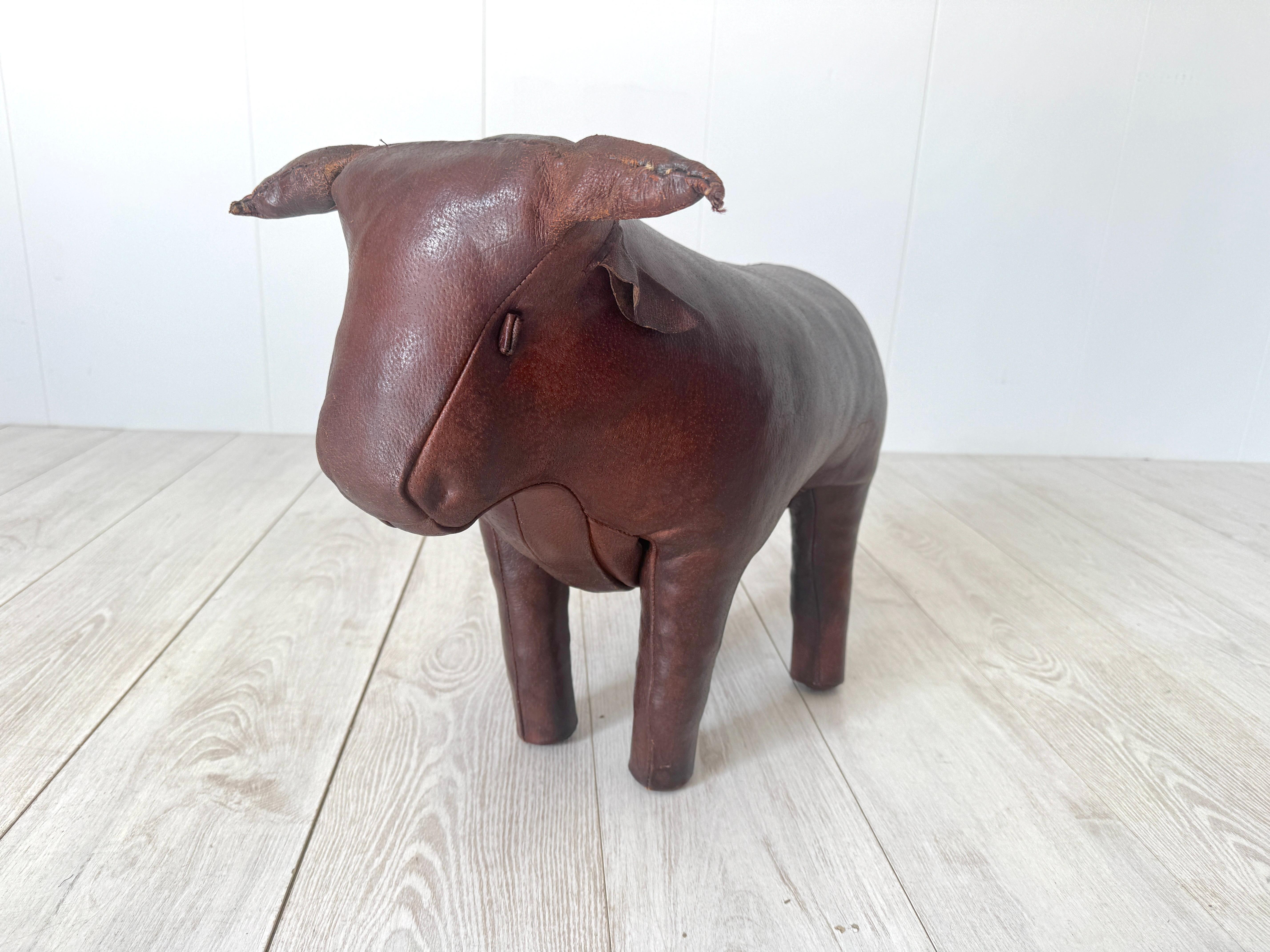 Dimitri Omersa, Taurus, Inglaterra 1970s British en venta
