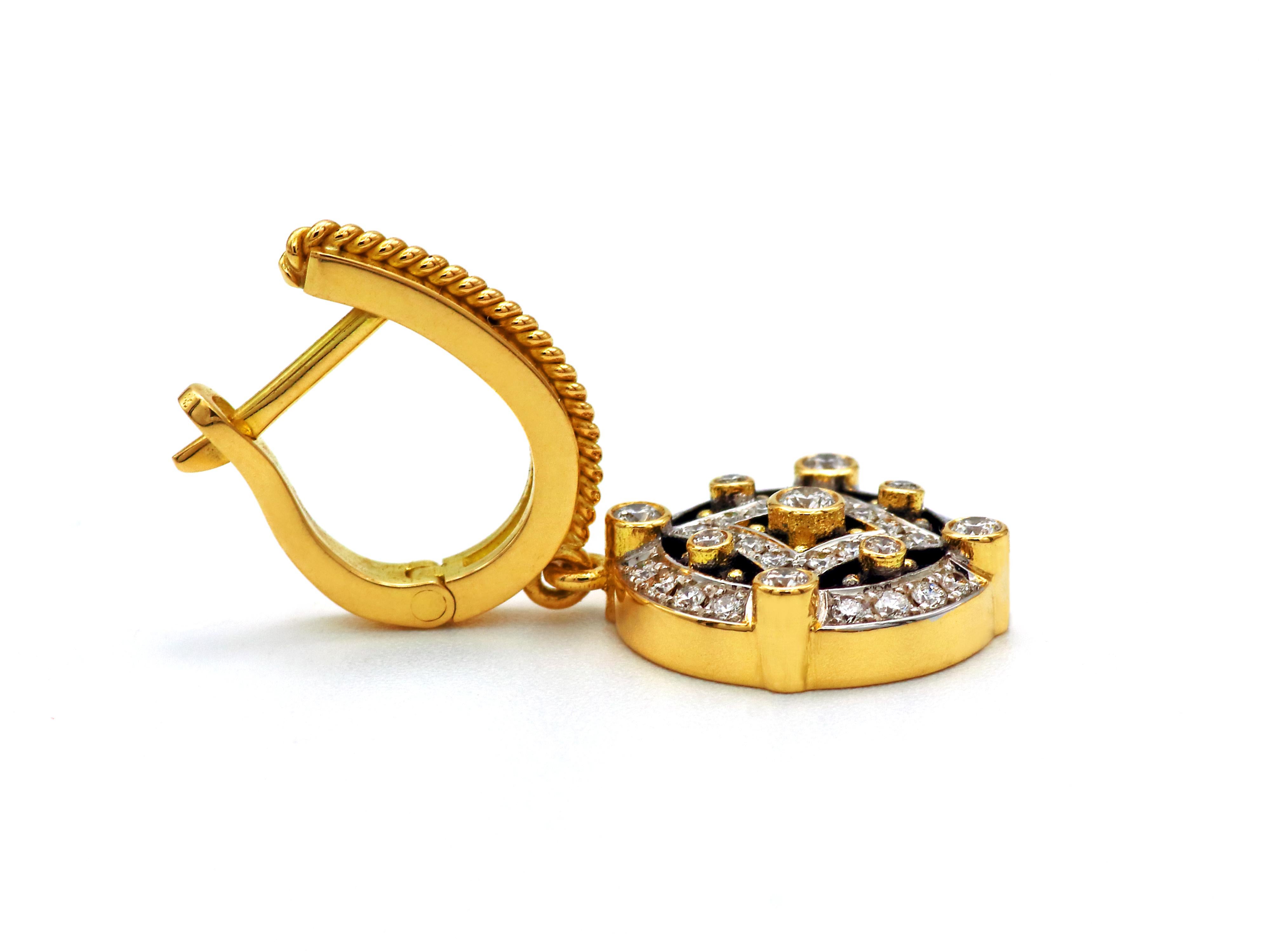 Dimos 18k Gold byzantinische Ohrhänger mit Brillantdiamanten (Byzantinisch) im Angebot