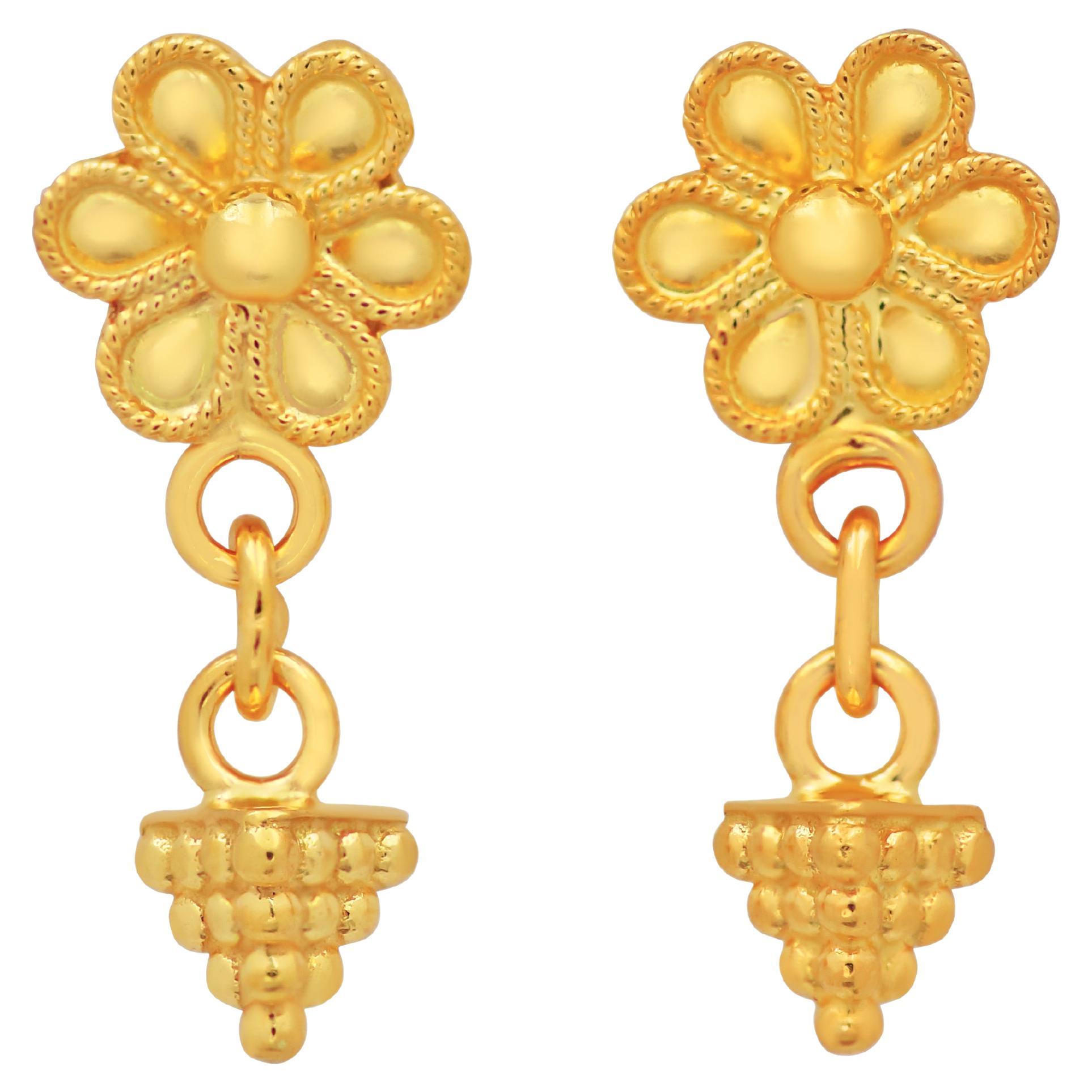 Dimos 18k Gold Daisy Earrings with Granulation Pyramids For Sale