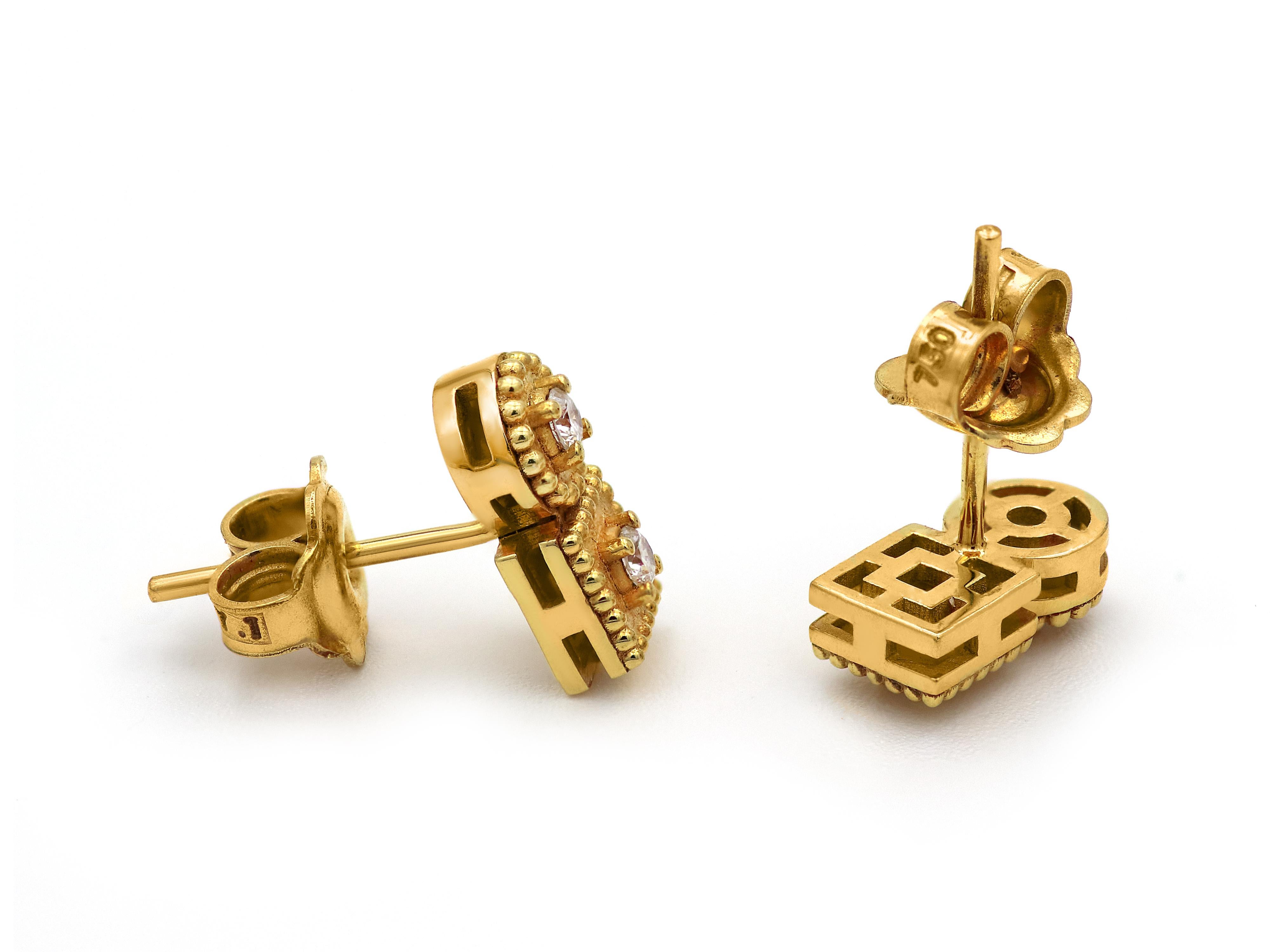 Néoclassique Dimos Clous d'oreilles néoclassiques en or 18 carats et diamants en vente