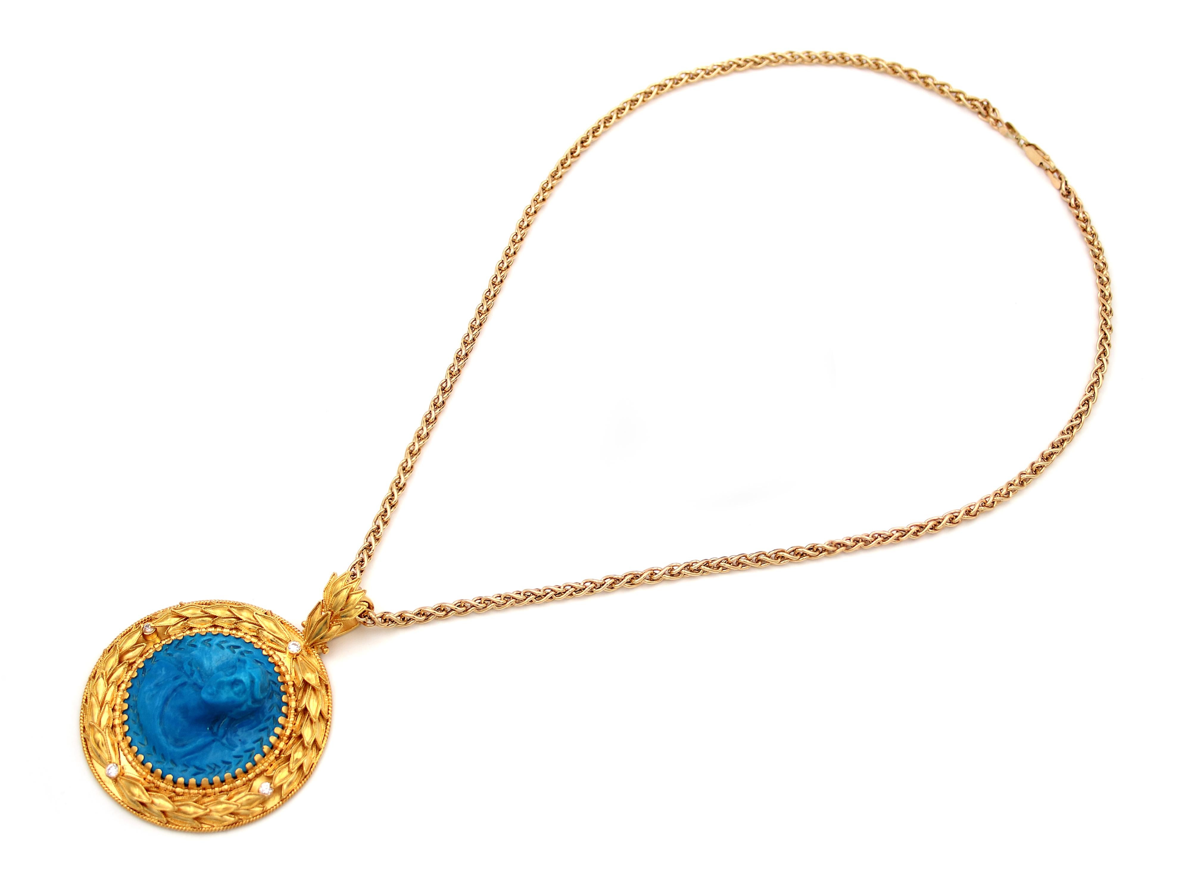 Dimos: 18 Karat Gold Museum copy Goddess Artemis-Anhänger mit Diamanten (Klassisch-griechisch) im Angebot