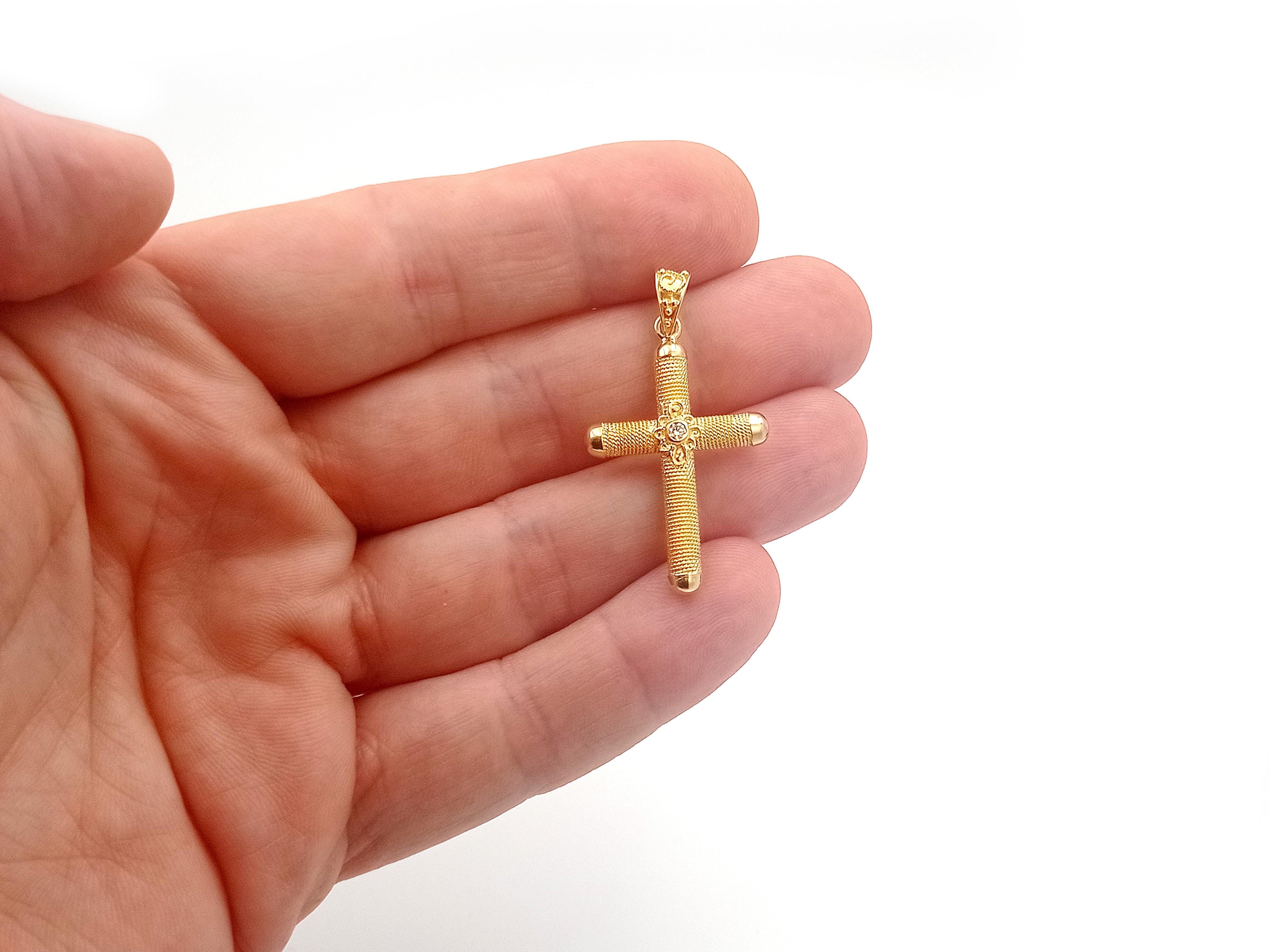 Neoclassical Dimos 18k Gold Neoclassic Filigree Cross For Sale