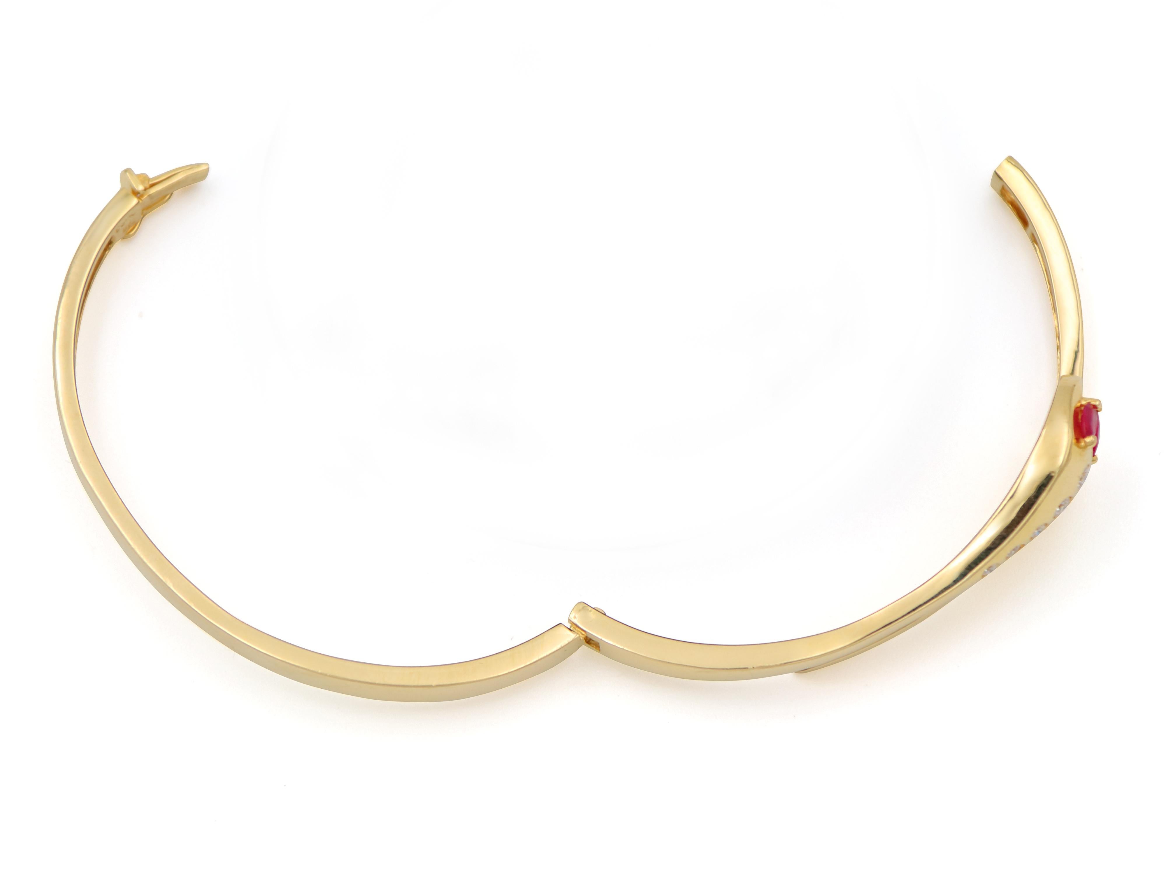 Dimos Bracelet serpent en or 18 carats avec rubis et diamants Neuf - En vente à Athens, GR