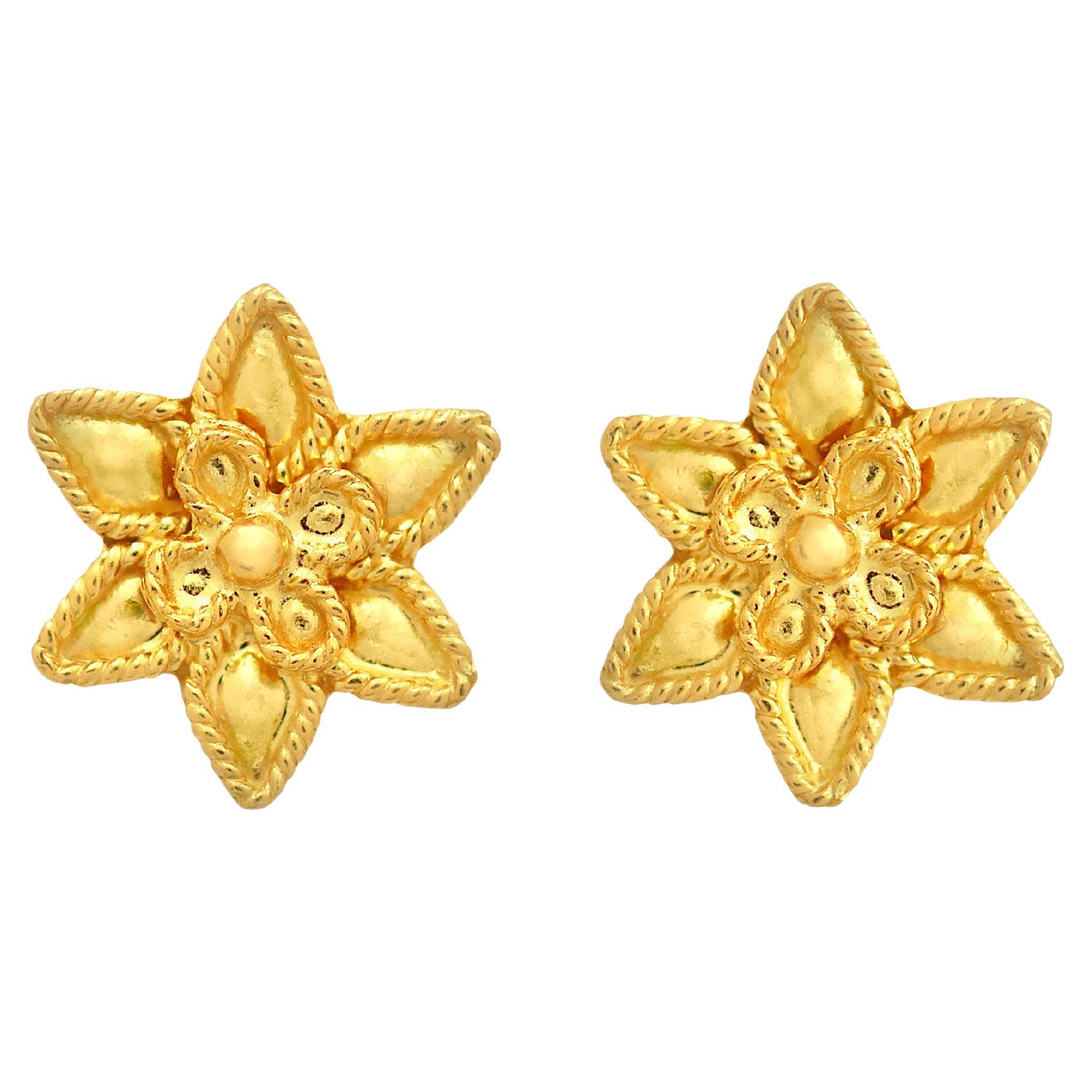 Dimos 18k Gold Star Stud Earrings with Daisies For Sale