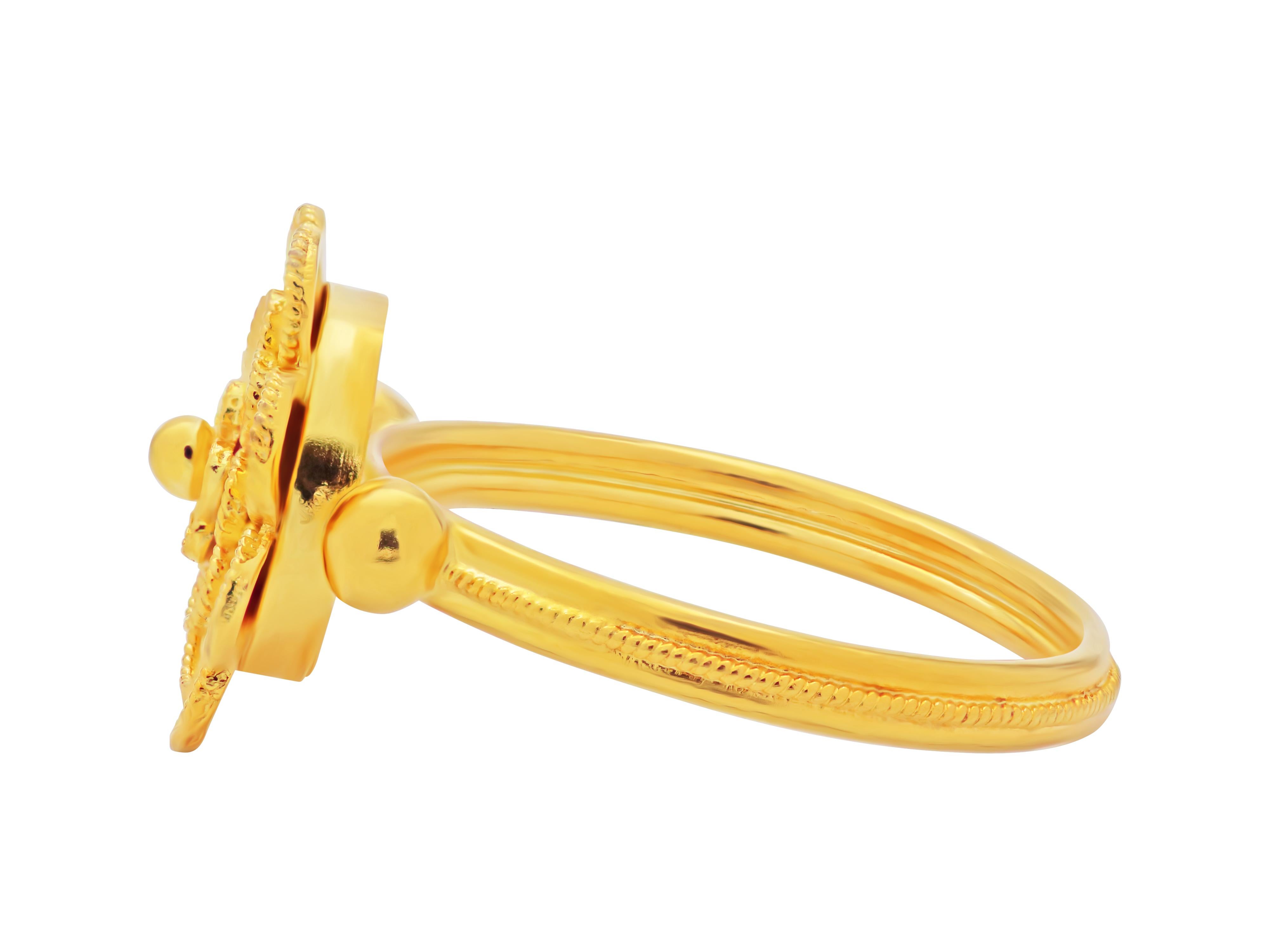 Dimos 18k Gold Dreifacher Rosette-Ring (Klassisch-griechisch) im Angebot