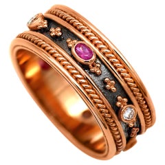 Dimos 18k Roségold byzantinisch inspirierter Bandring mit Rubinen & Diamanten