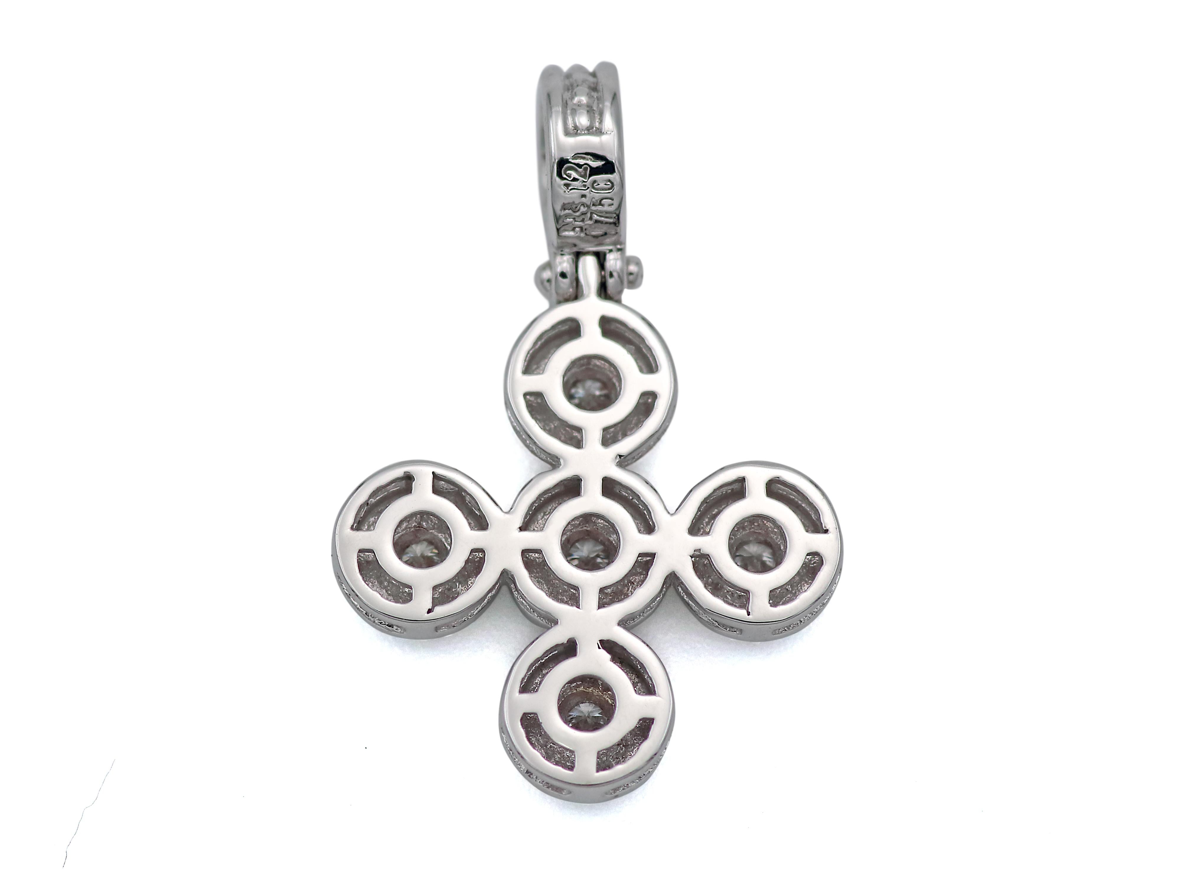 Dimos 18k White Gold Cross Pendant with Diamonds In New Condition For Sale In Athens, GR