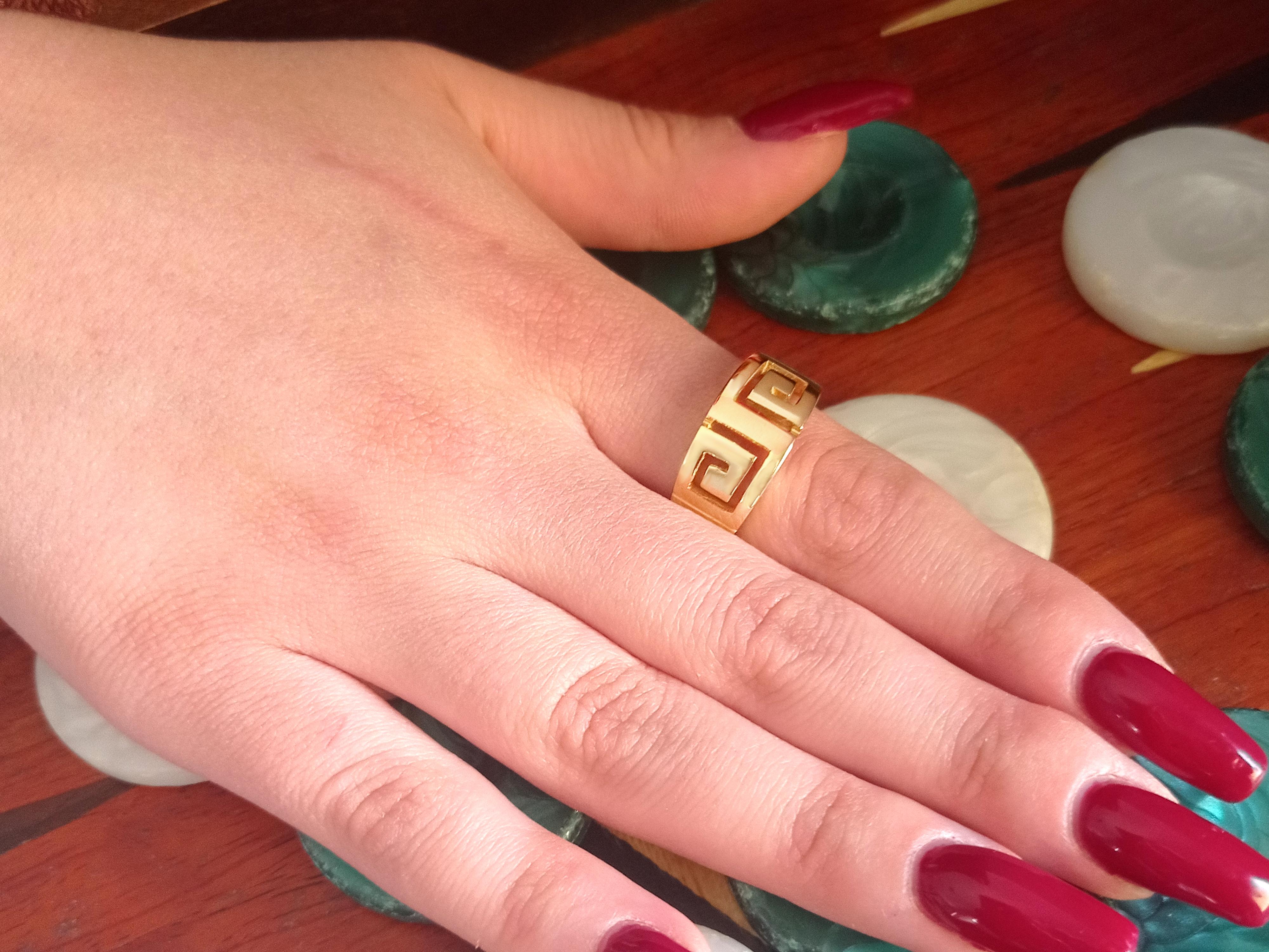 Dimos 18k Gelbgold Griechischer Schlüssel Ring für Damen oder Herren im Angebot